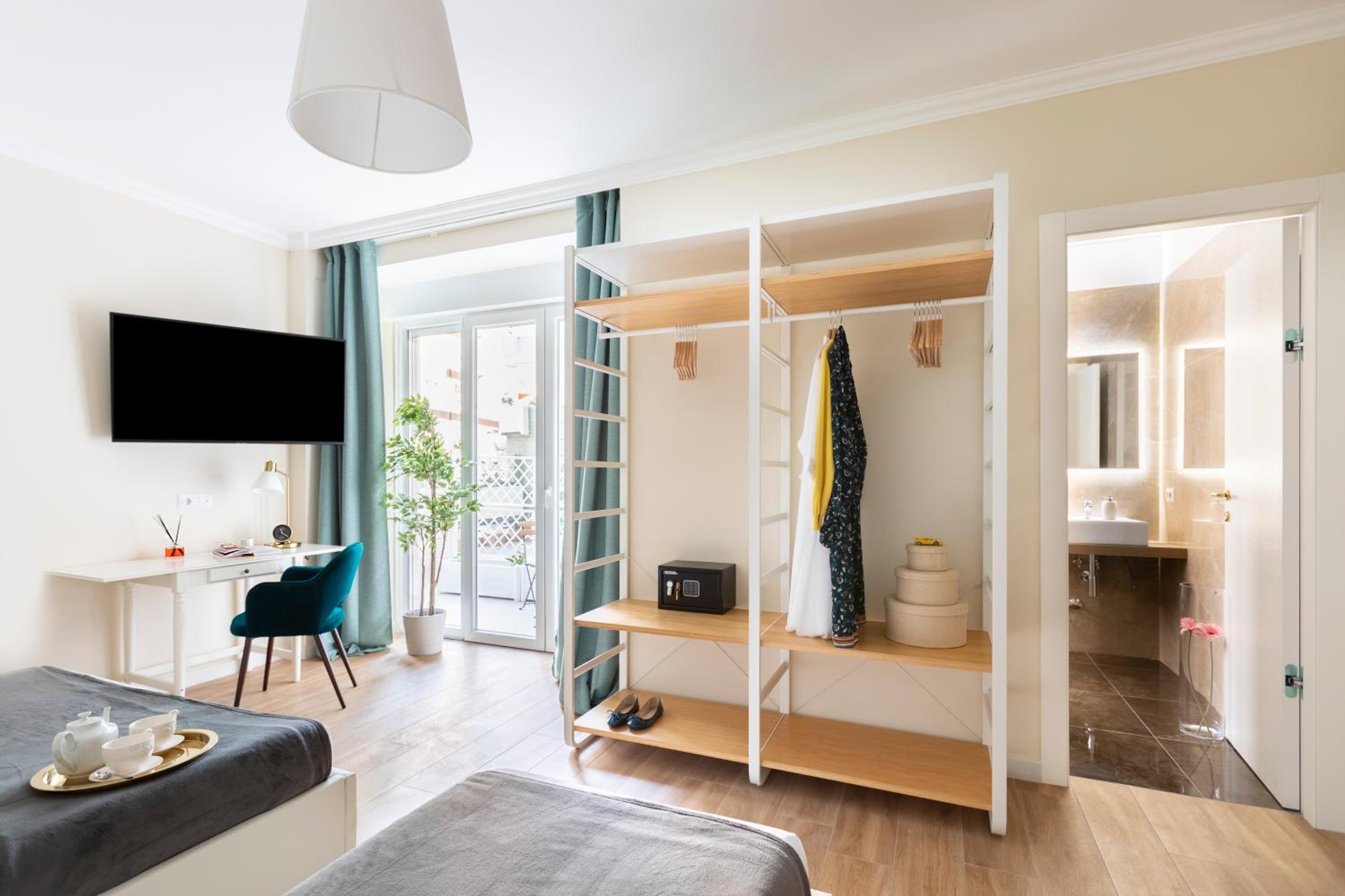 Superior Quadruple Room photo 2