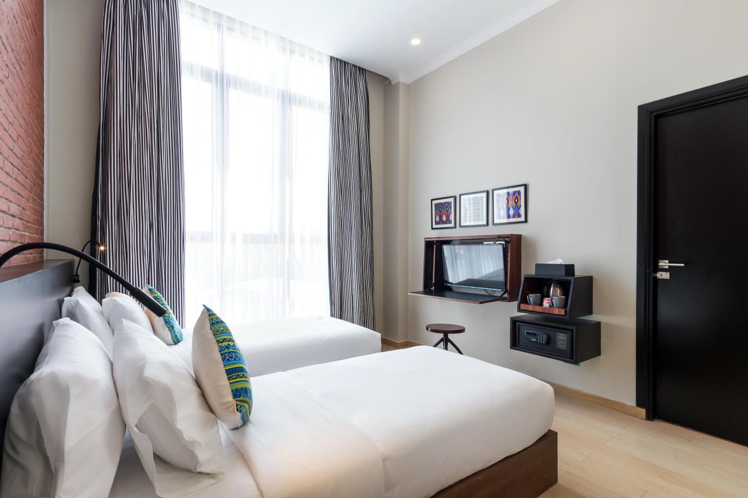 Standard Double or Twin Room photo 2