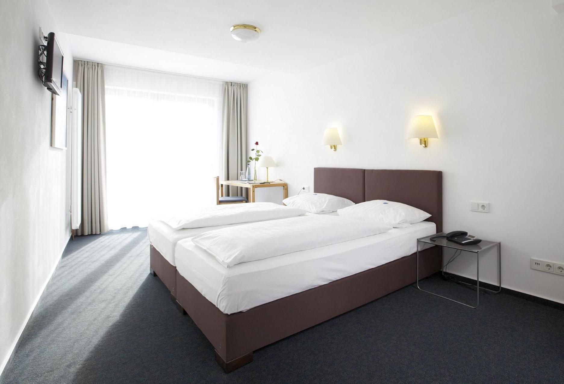 Double Room - Photo 1