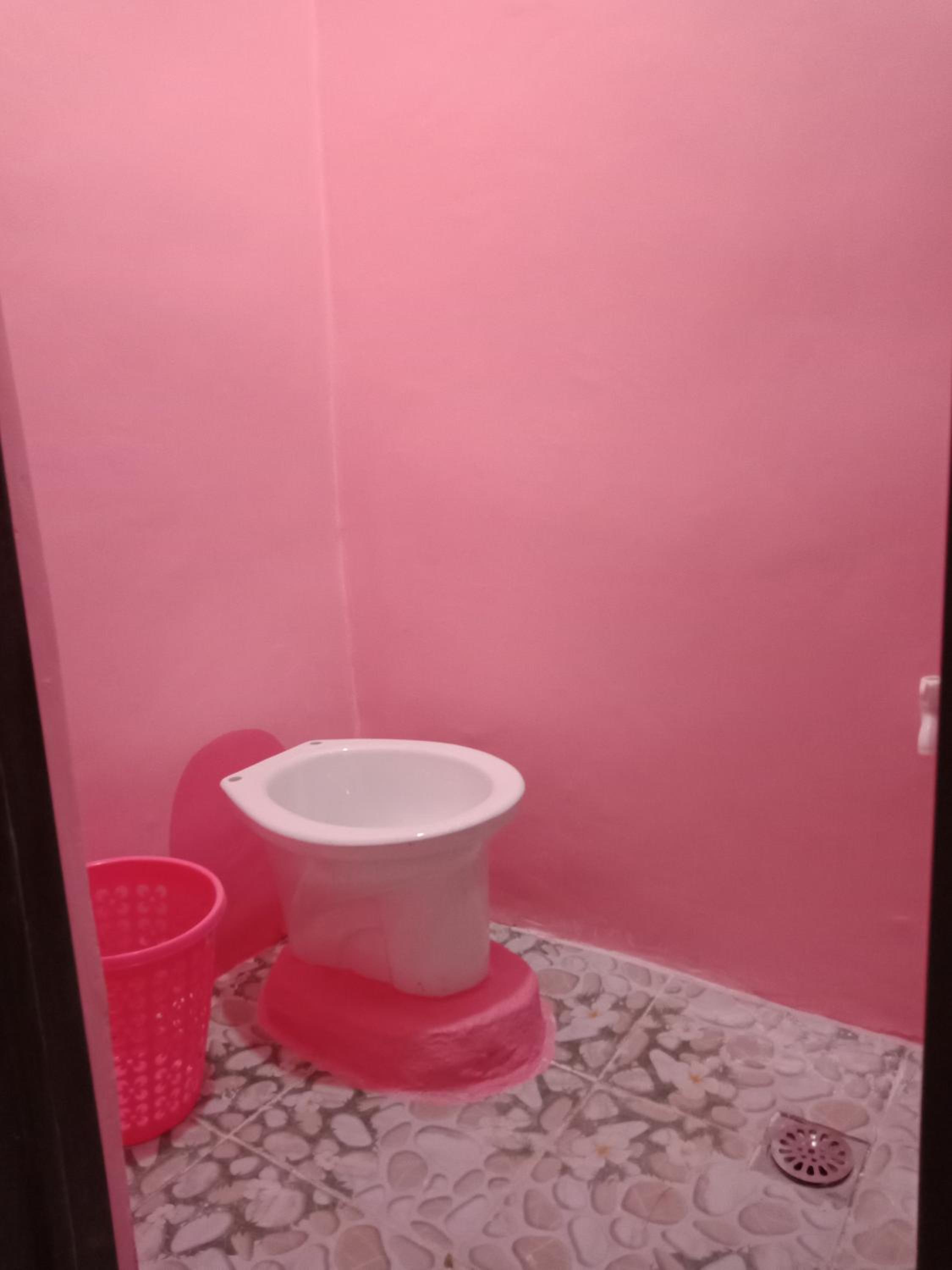 Standard Twin Room - Photo 8