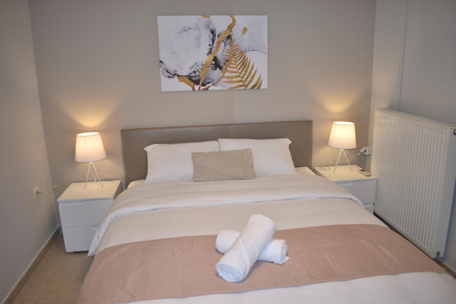 Two-Bedroom Apartment - Photo 8