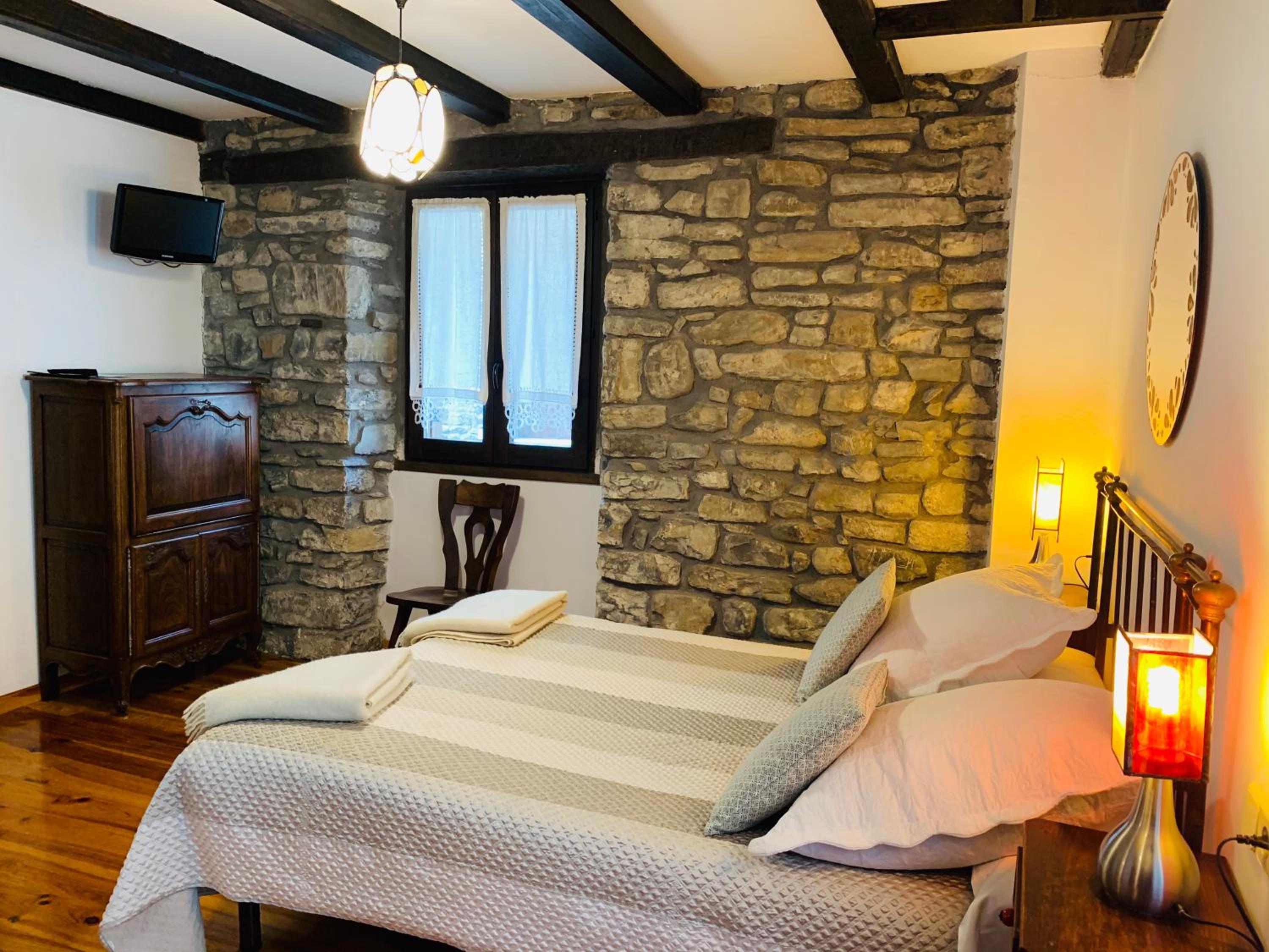 Double or Twin Room photo 3