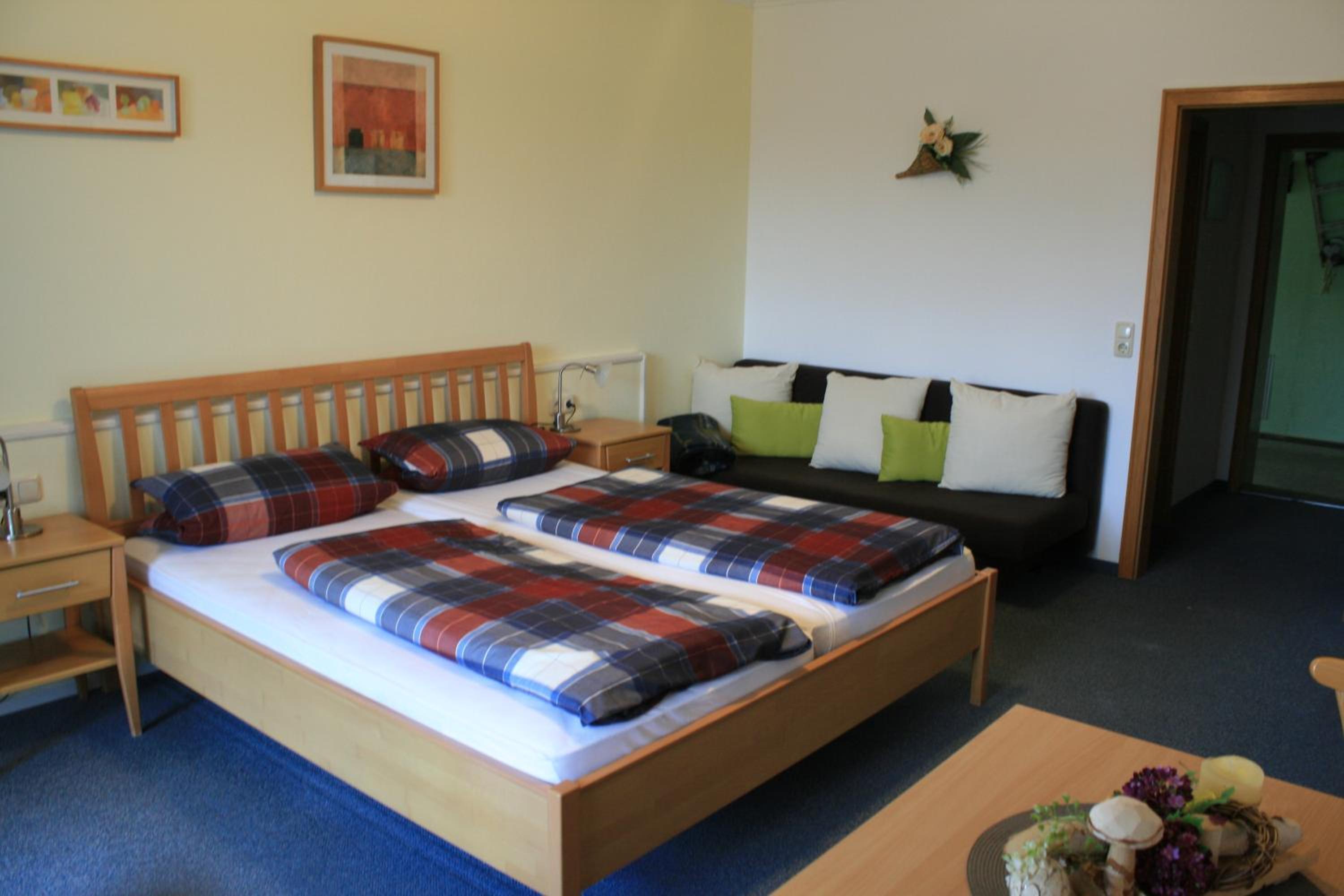 Double Room - Photo 5