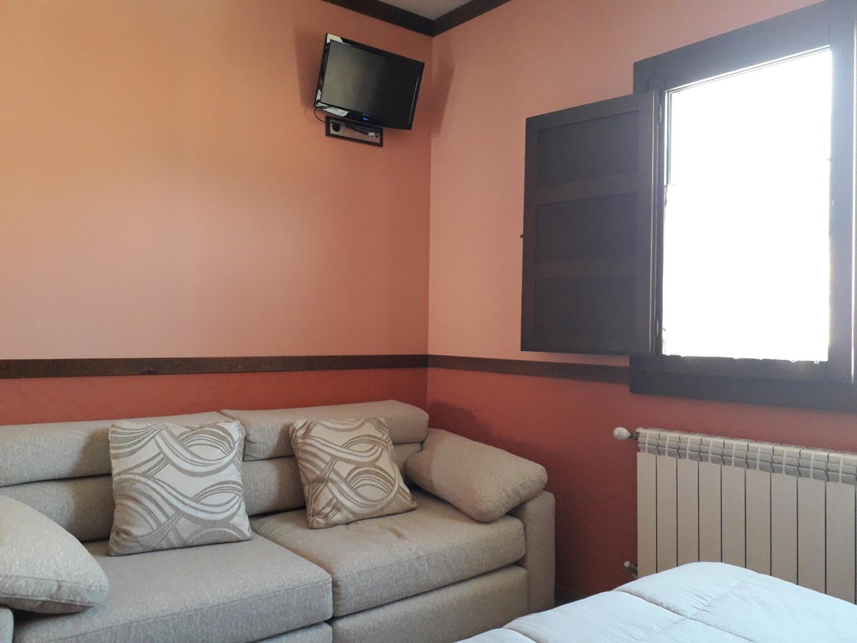 Superior Triple Room - Photo 3