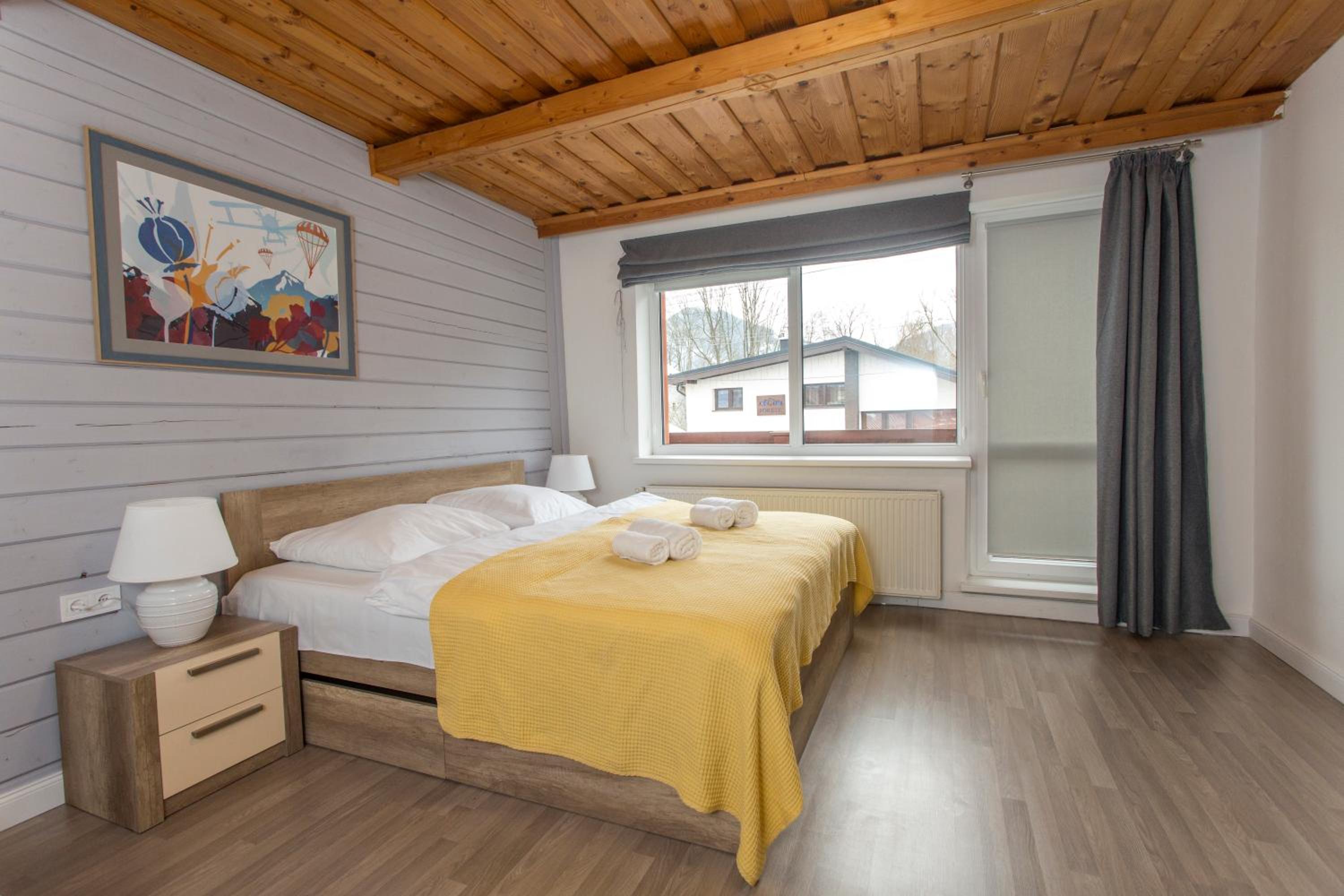 Triple Room with Private Bathroom - Photo 1
