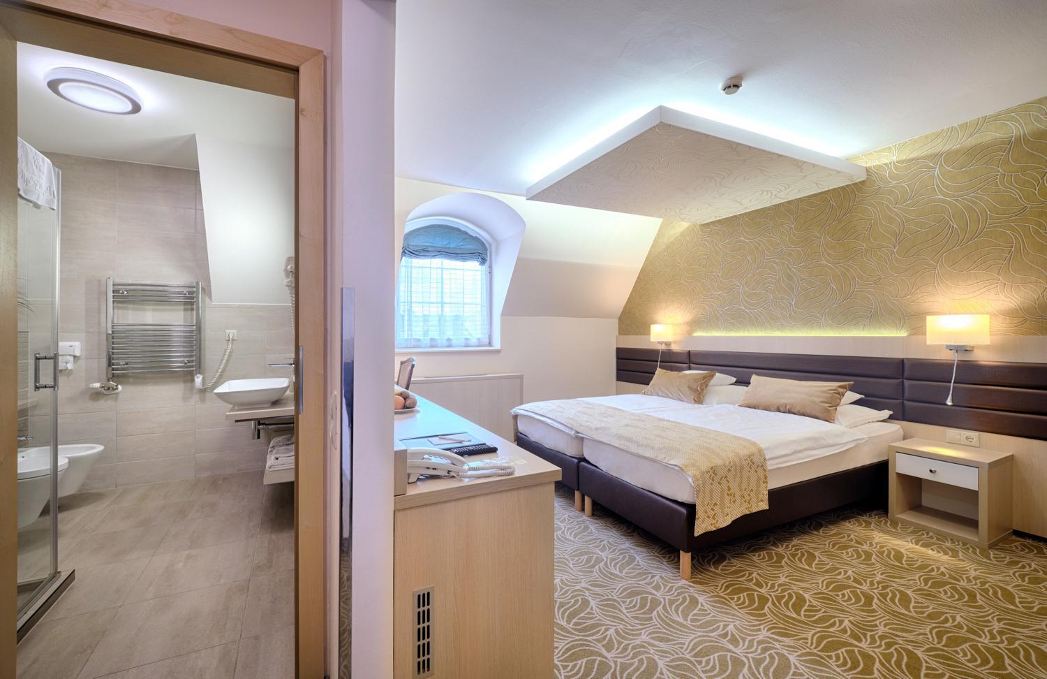 Superior Double or Twin Room - Photo 2