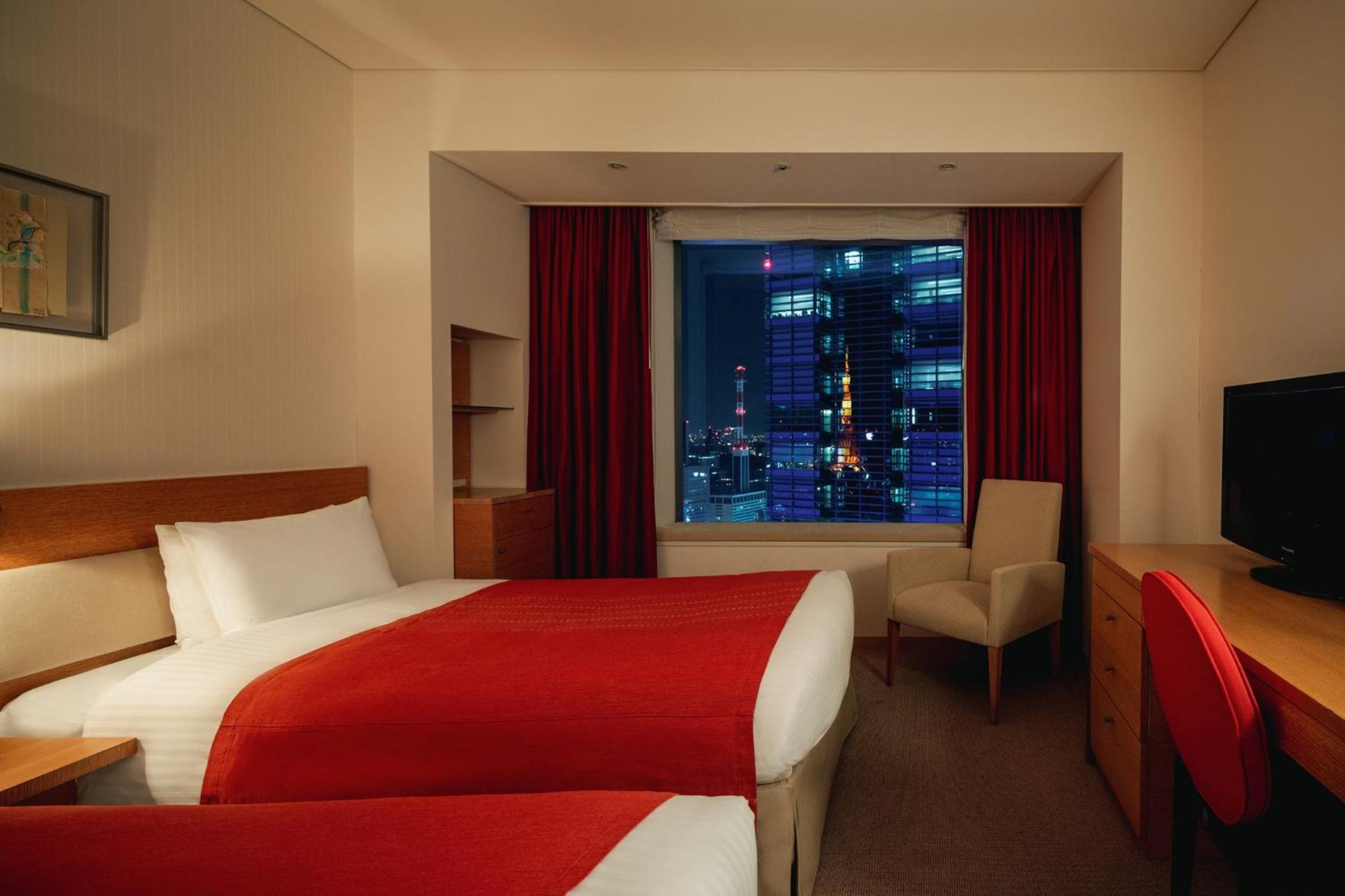 Twin Room - Non Smoking - Above 26th floor
