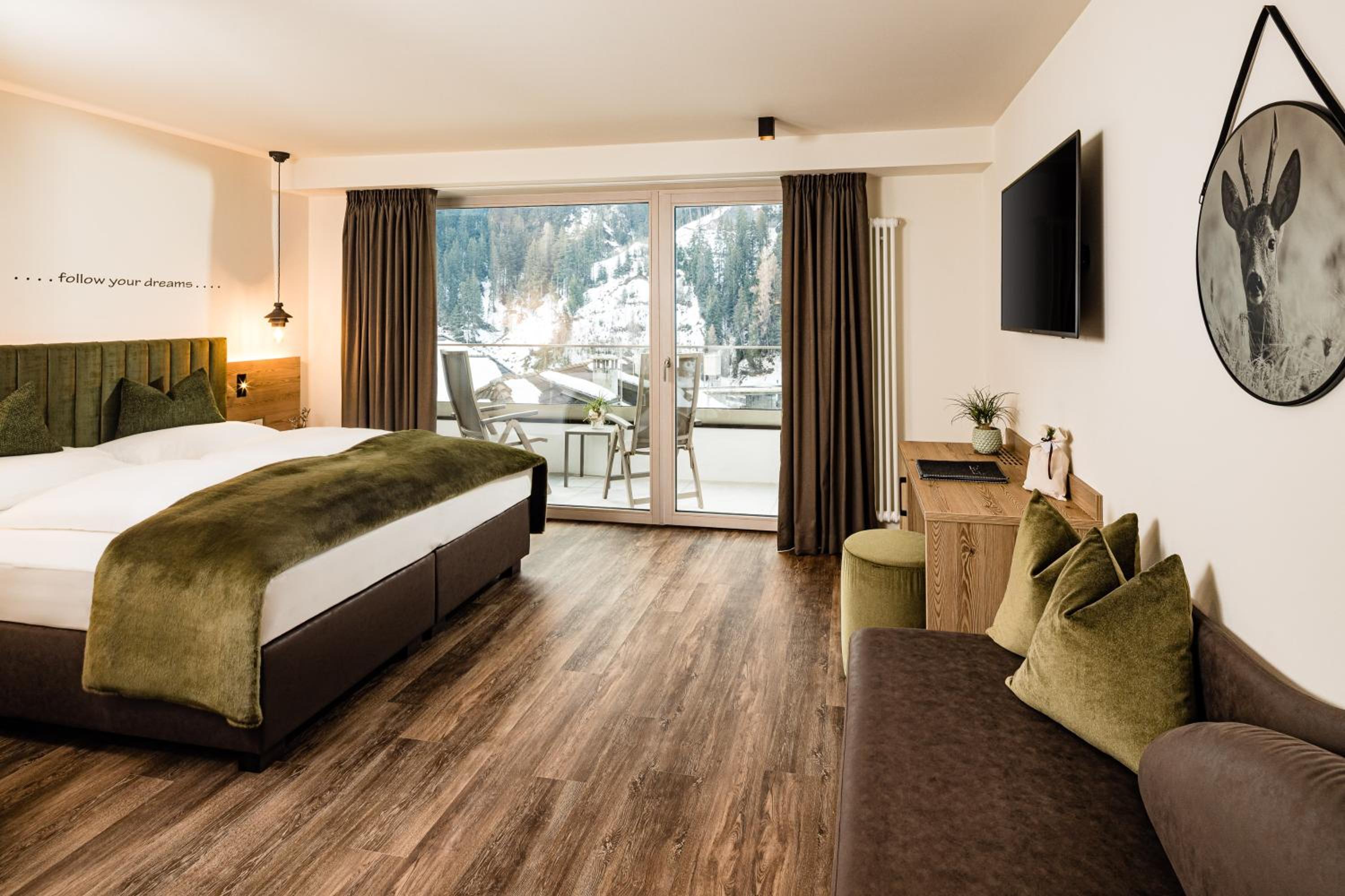 Deluxe Double Room with Balcony