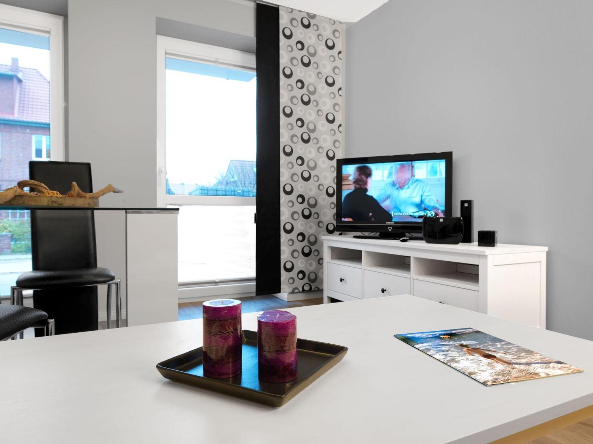 Apartment with Terrace photo 3