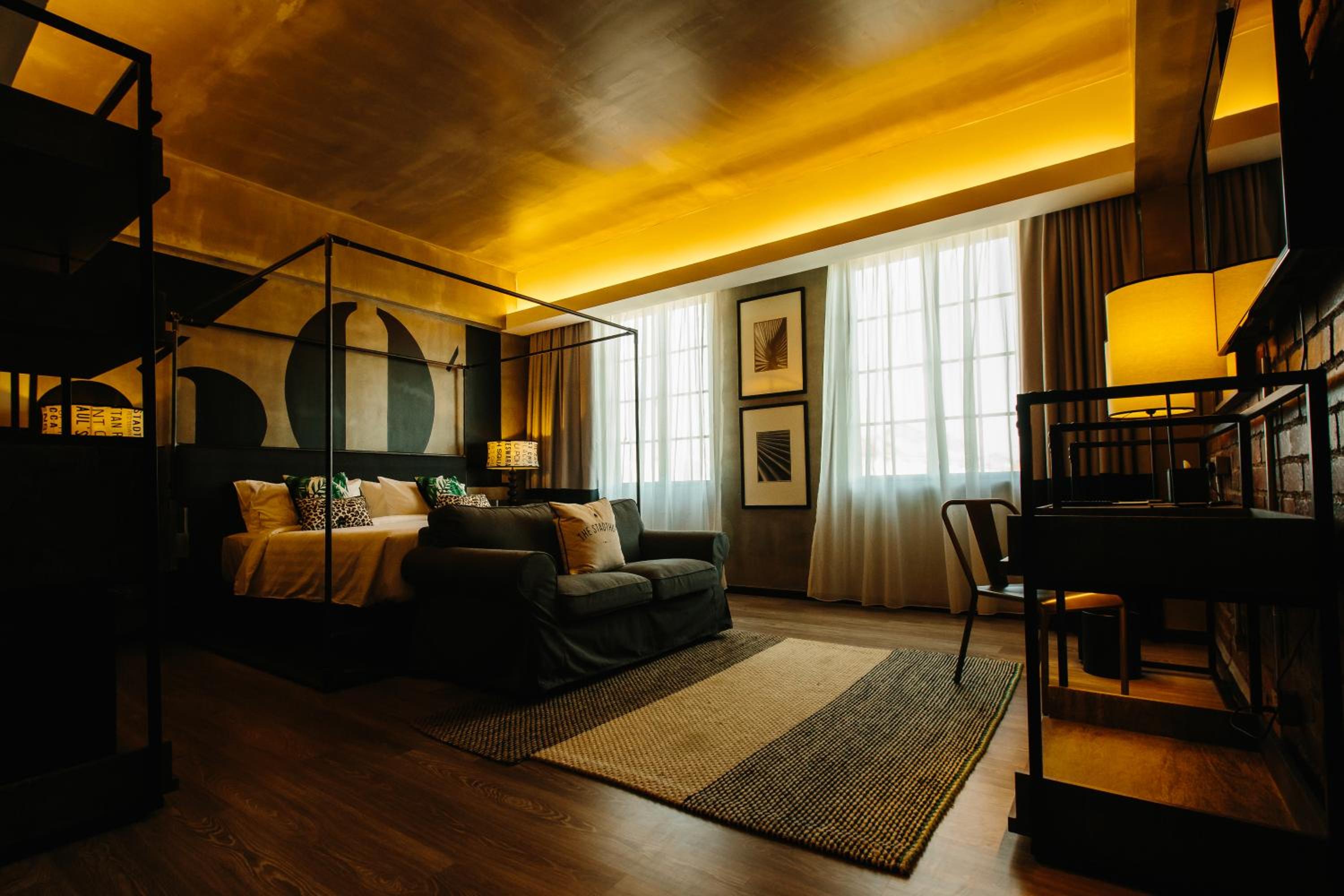 Premier King Room
