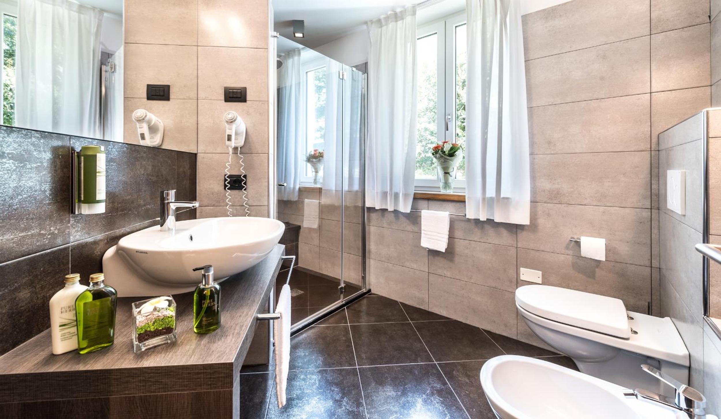 Superior Junior Suite photo 3