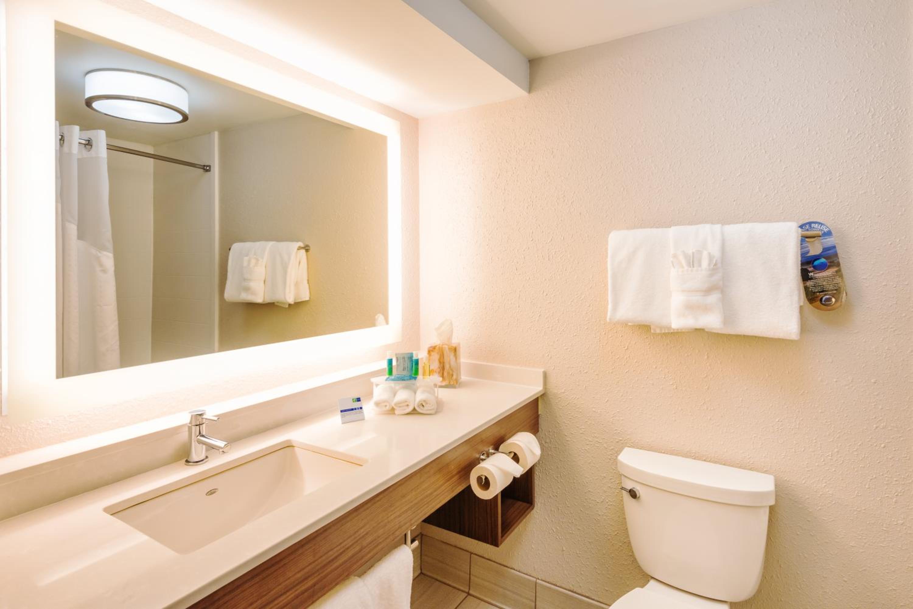 Standard Room - Photo 2