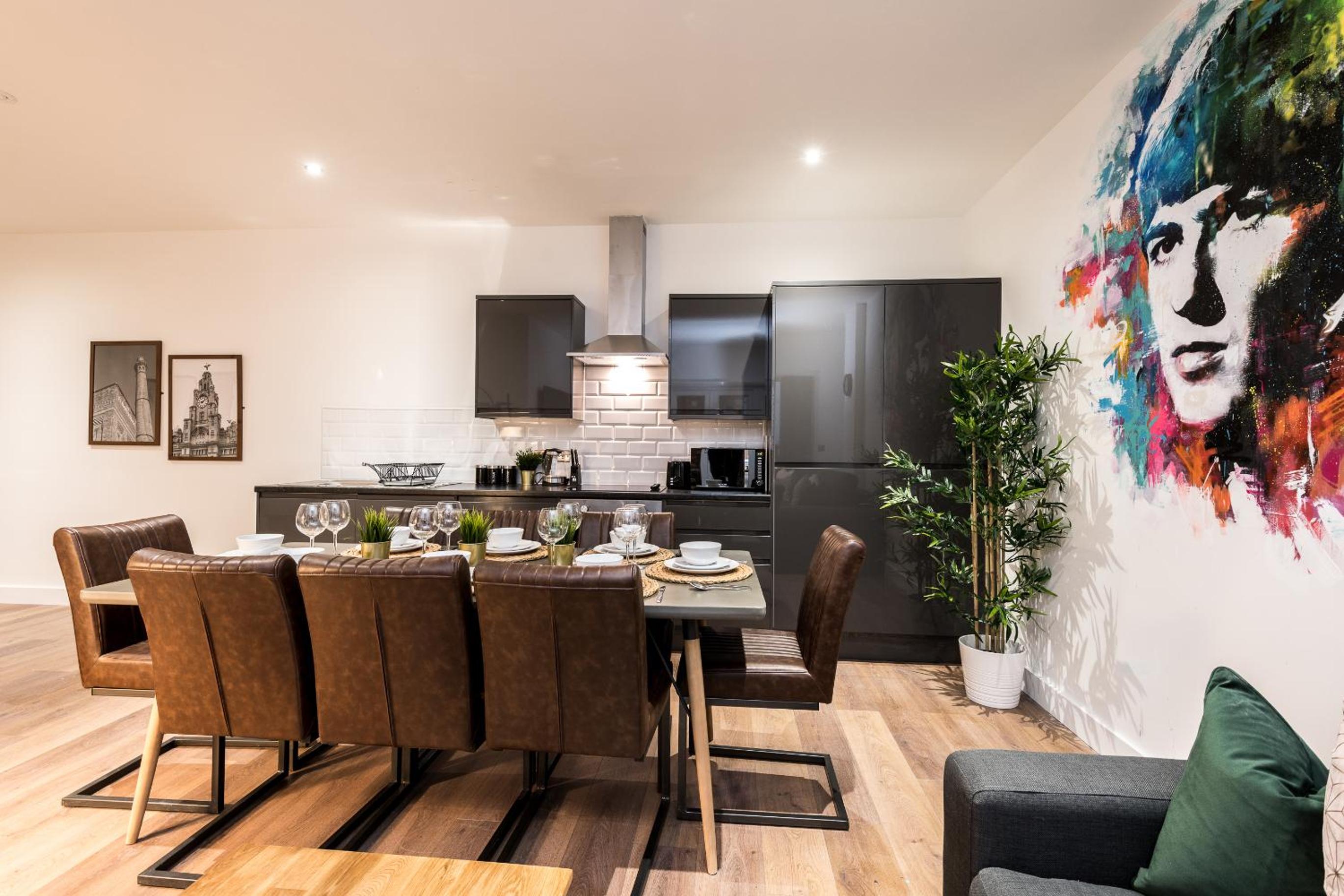 Apartment with Terrace - Photo 23