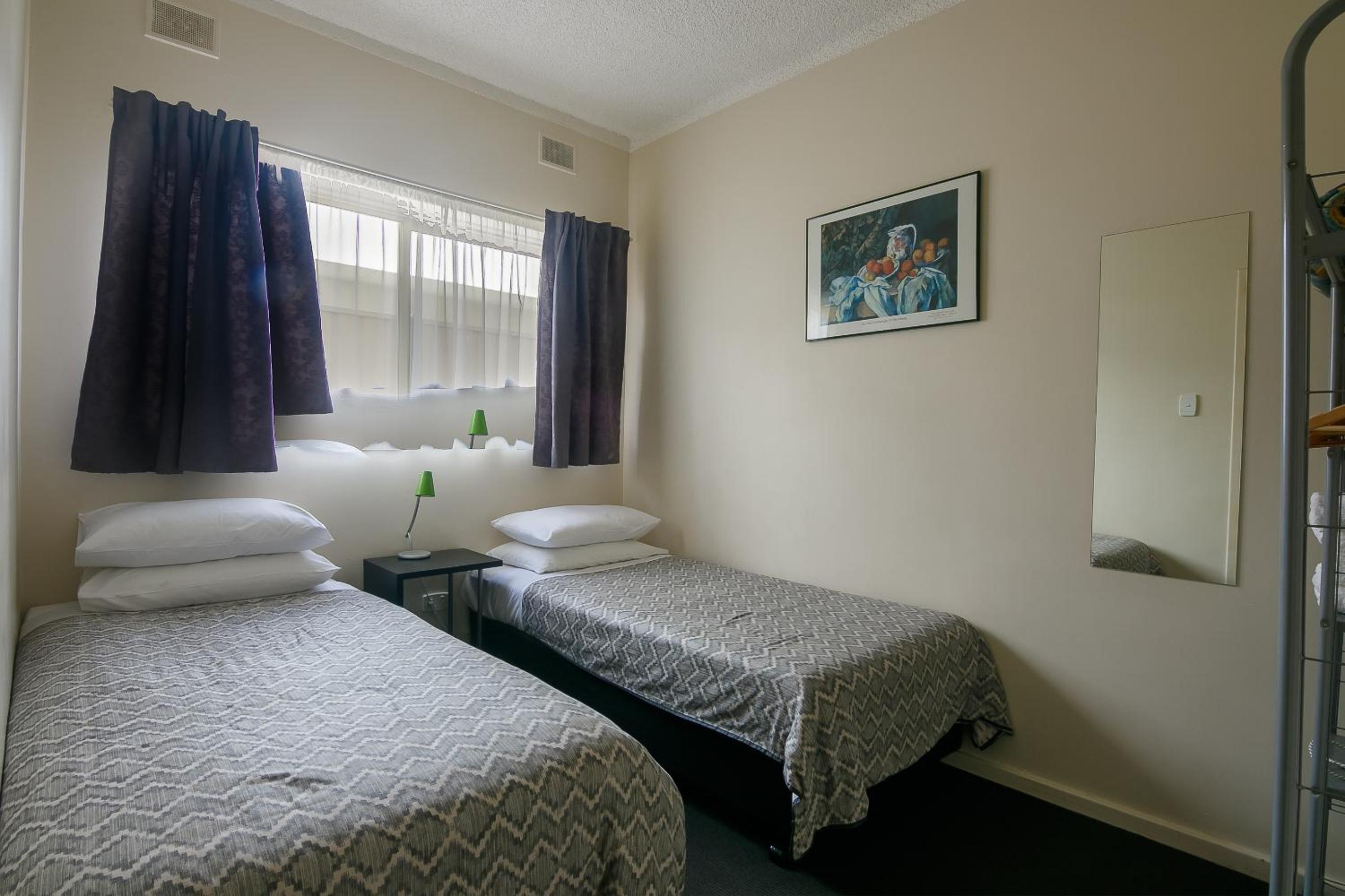 Two-Bedroom Deluxe Apartment photo 2