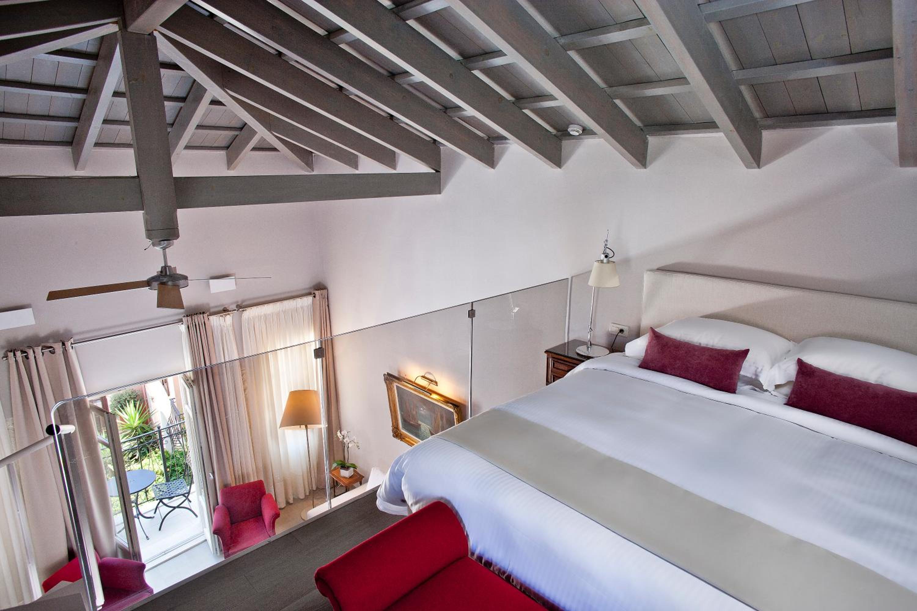 Luxury Suite (Estate)