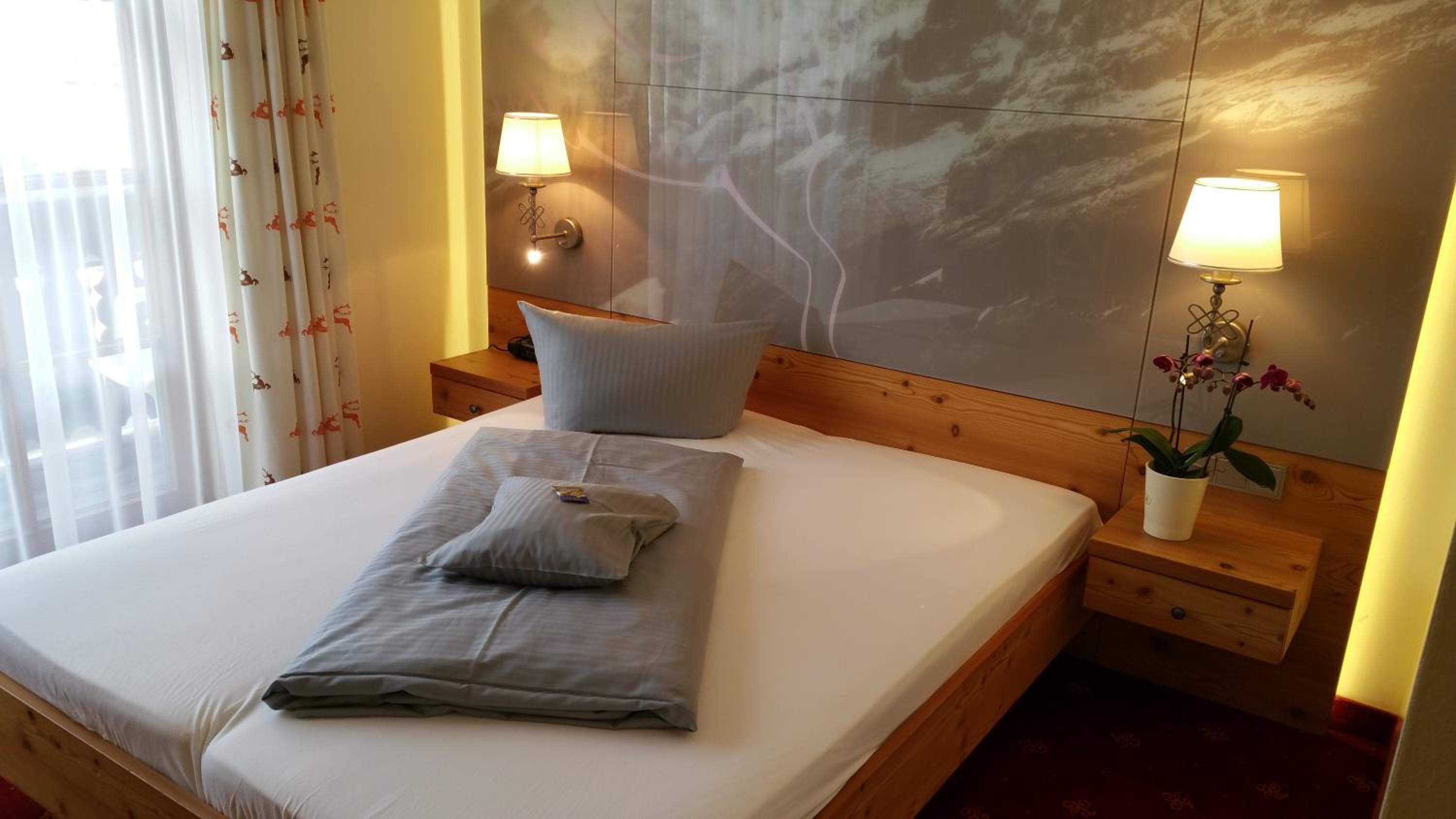 Economy Single Room