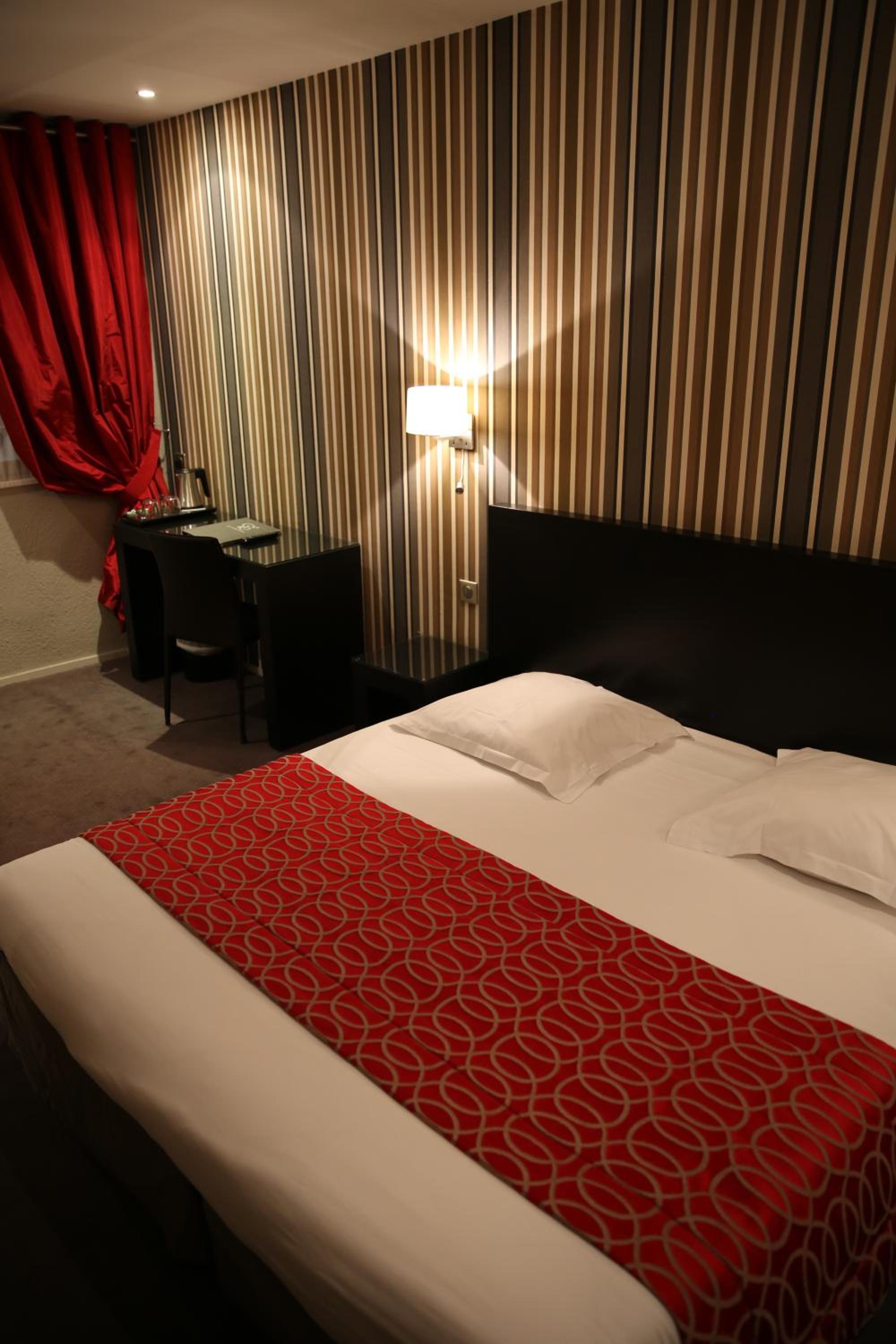 Classic Double or Twin Room - Photo 2