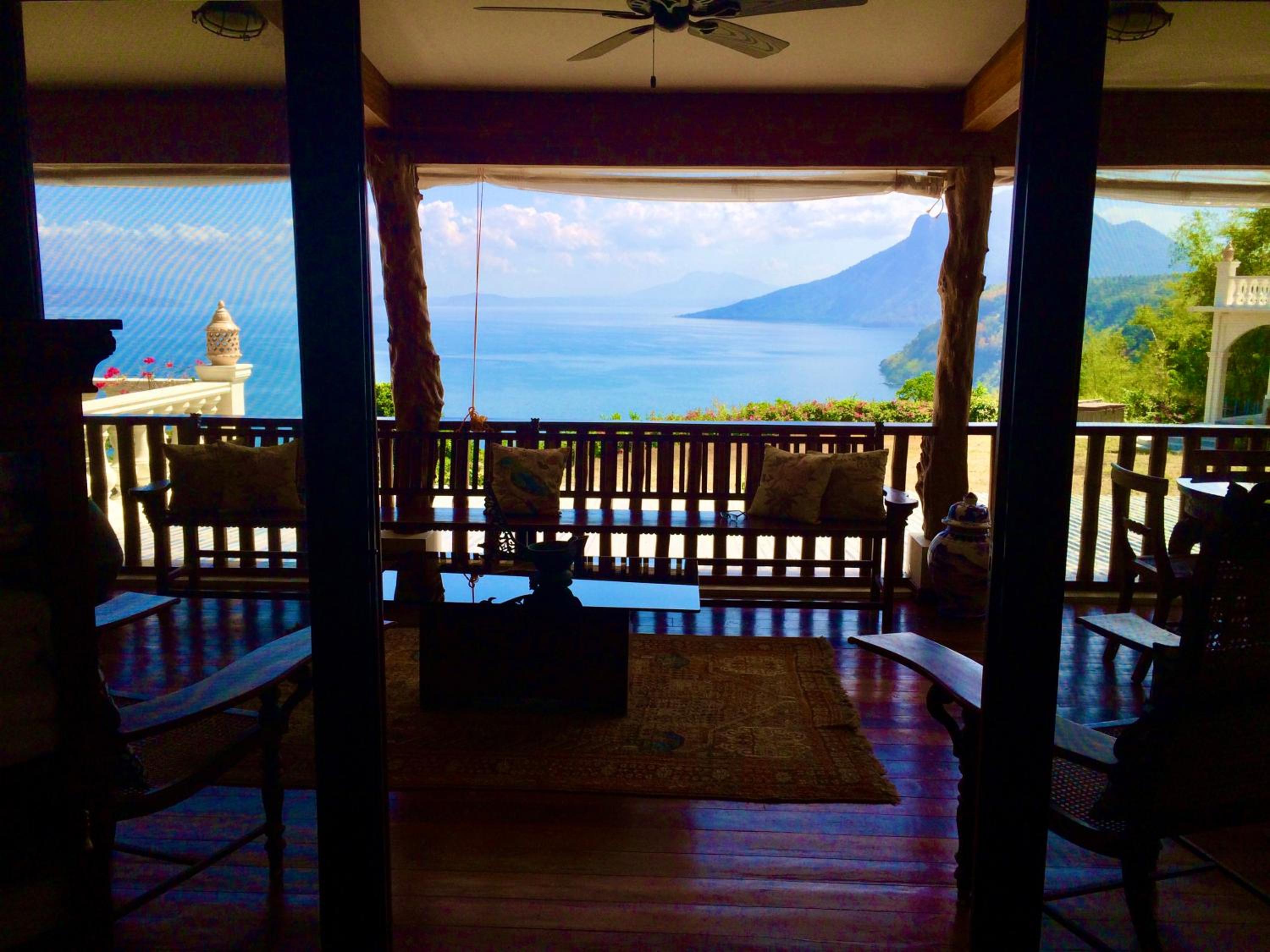 Twin Room with Lake View - Photo 2