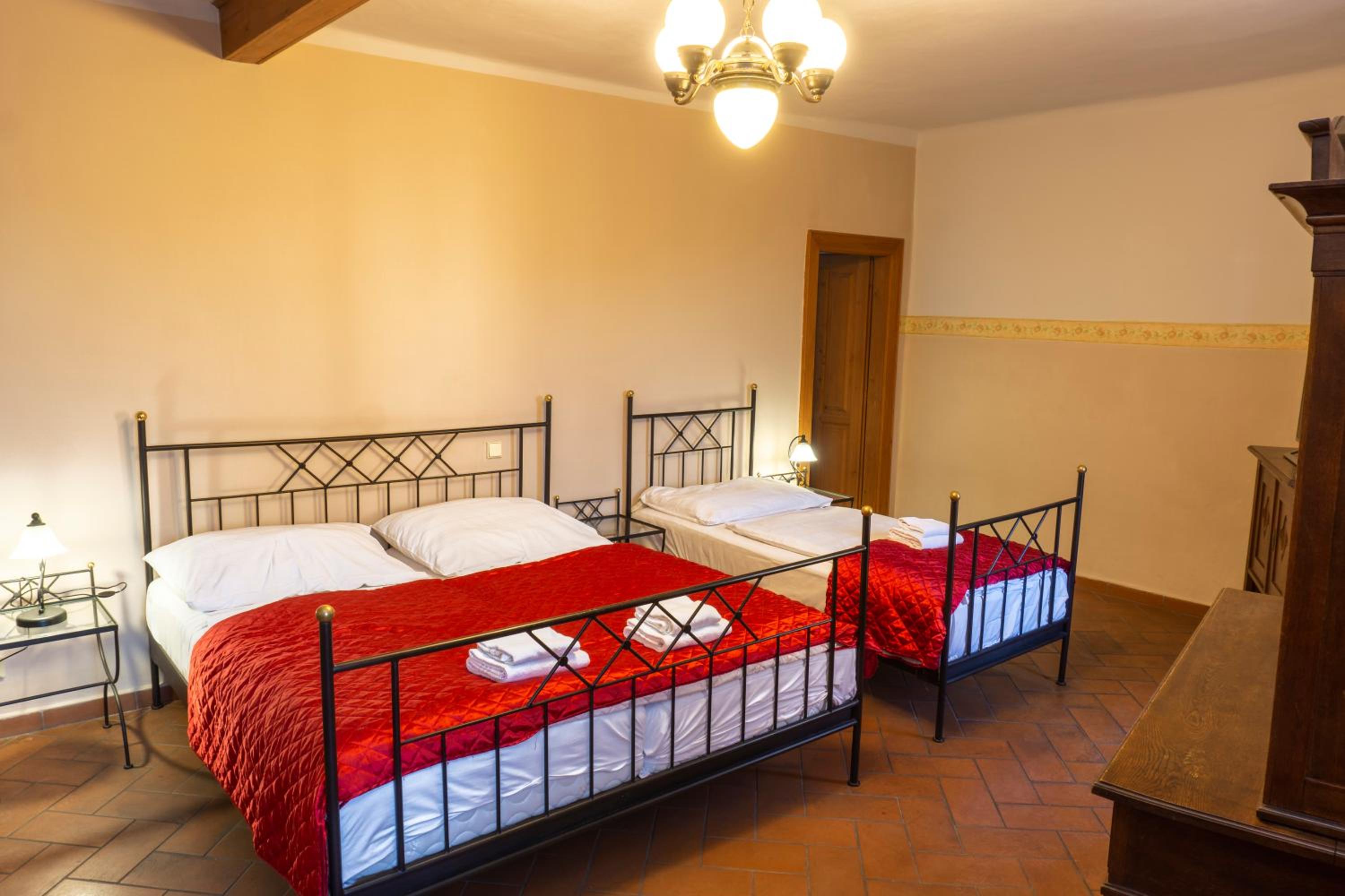 Comfort Triple Room
