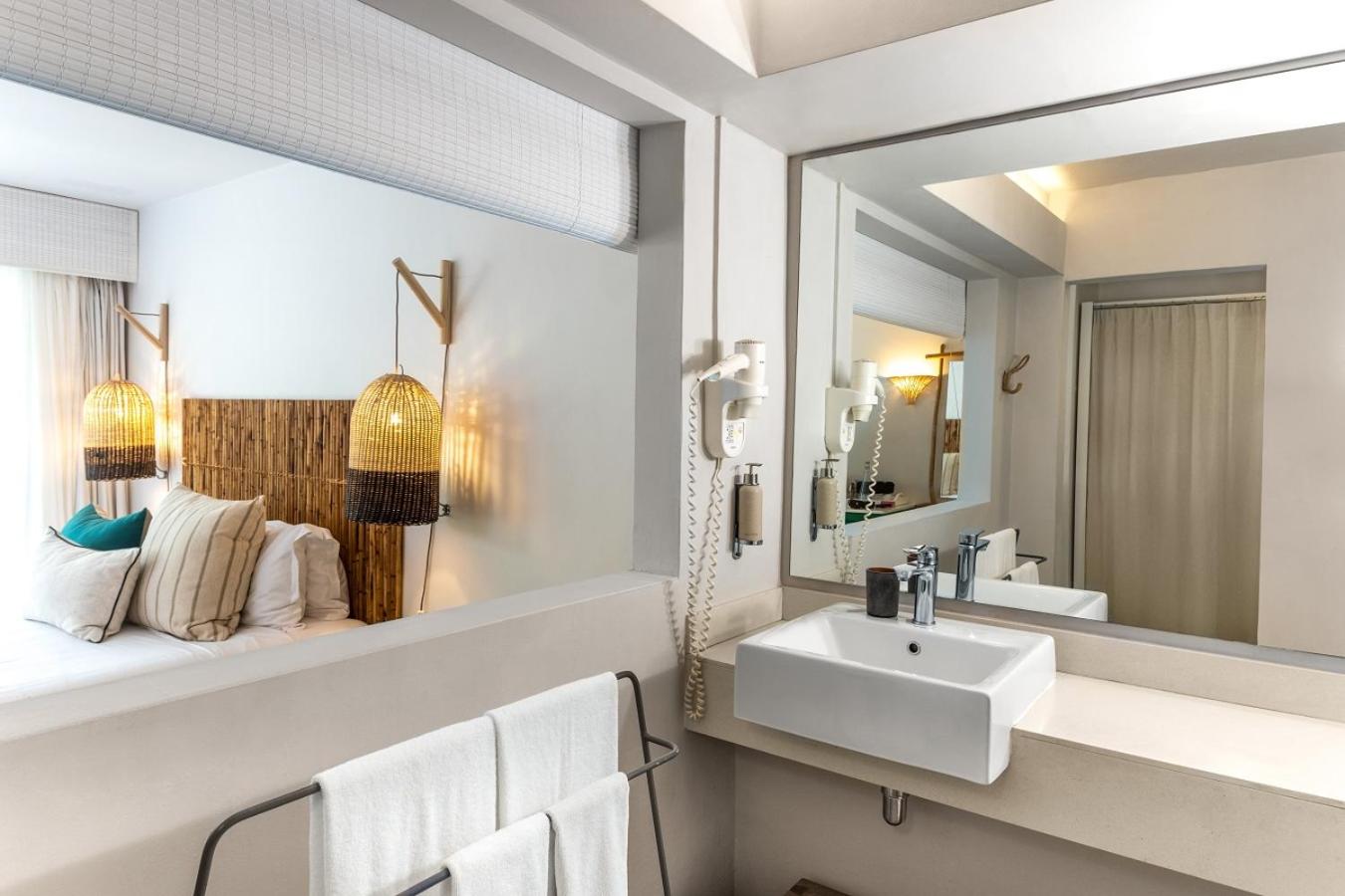 Couple Room