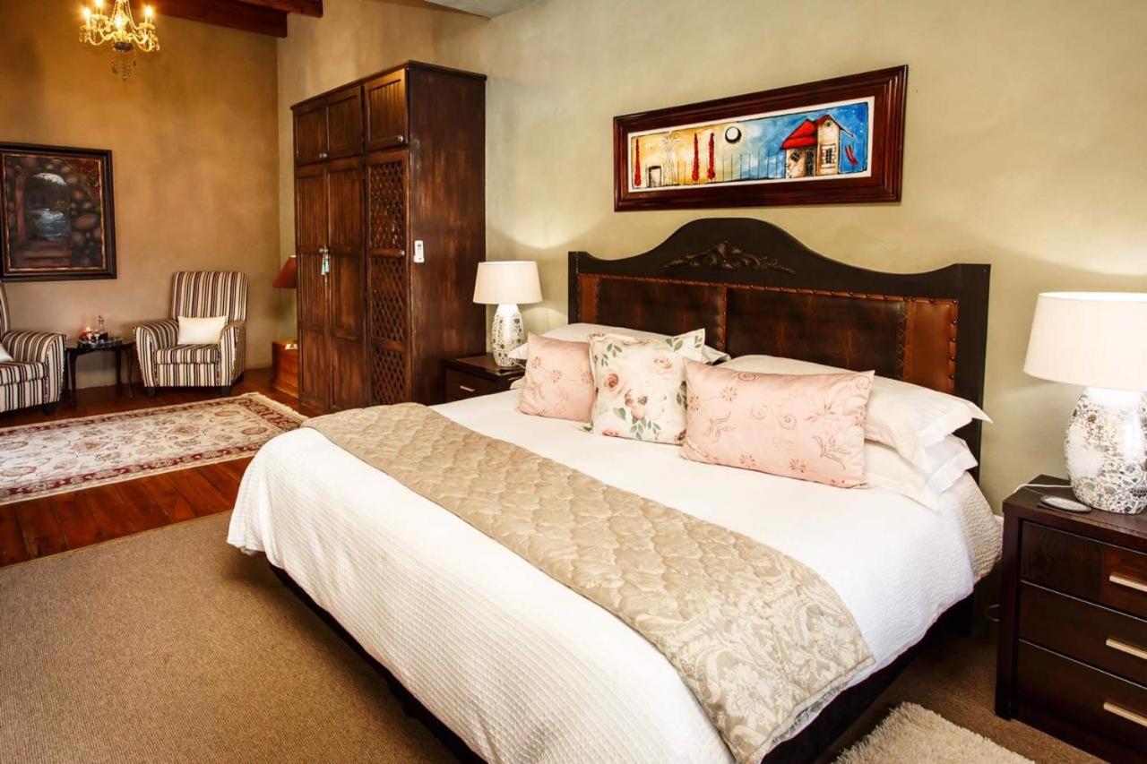 Suite with Garden View - Photo 5
