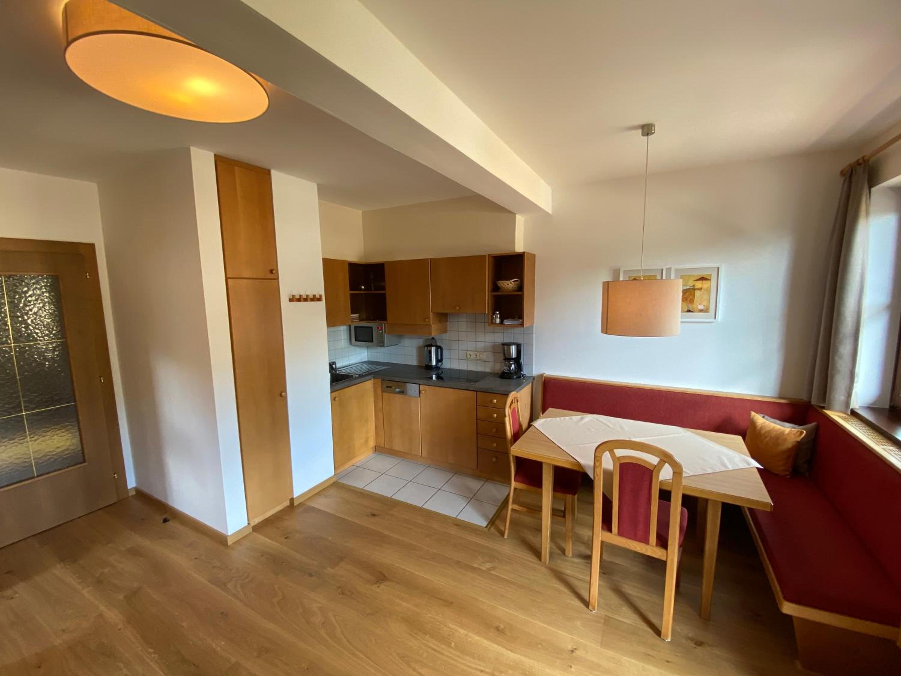 Classic Two-Bedroom Apartment with Balcony - C photo 2
