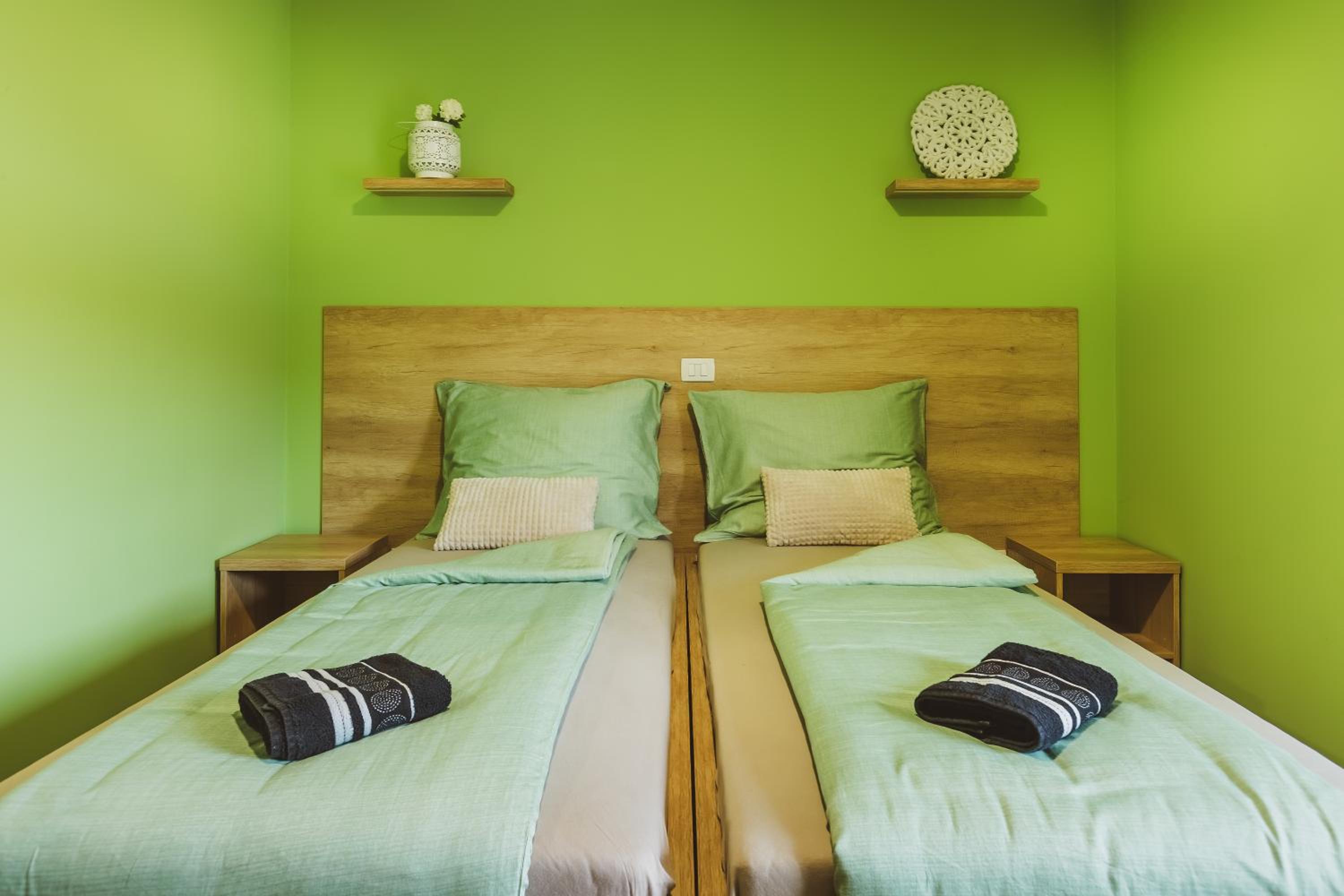 Double Room - Photo 5