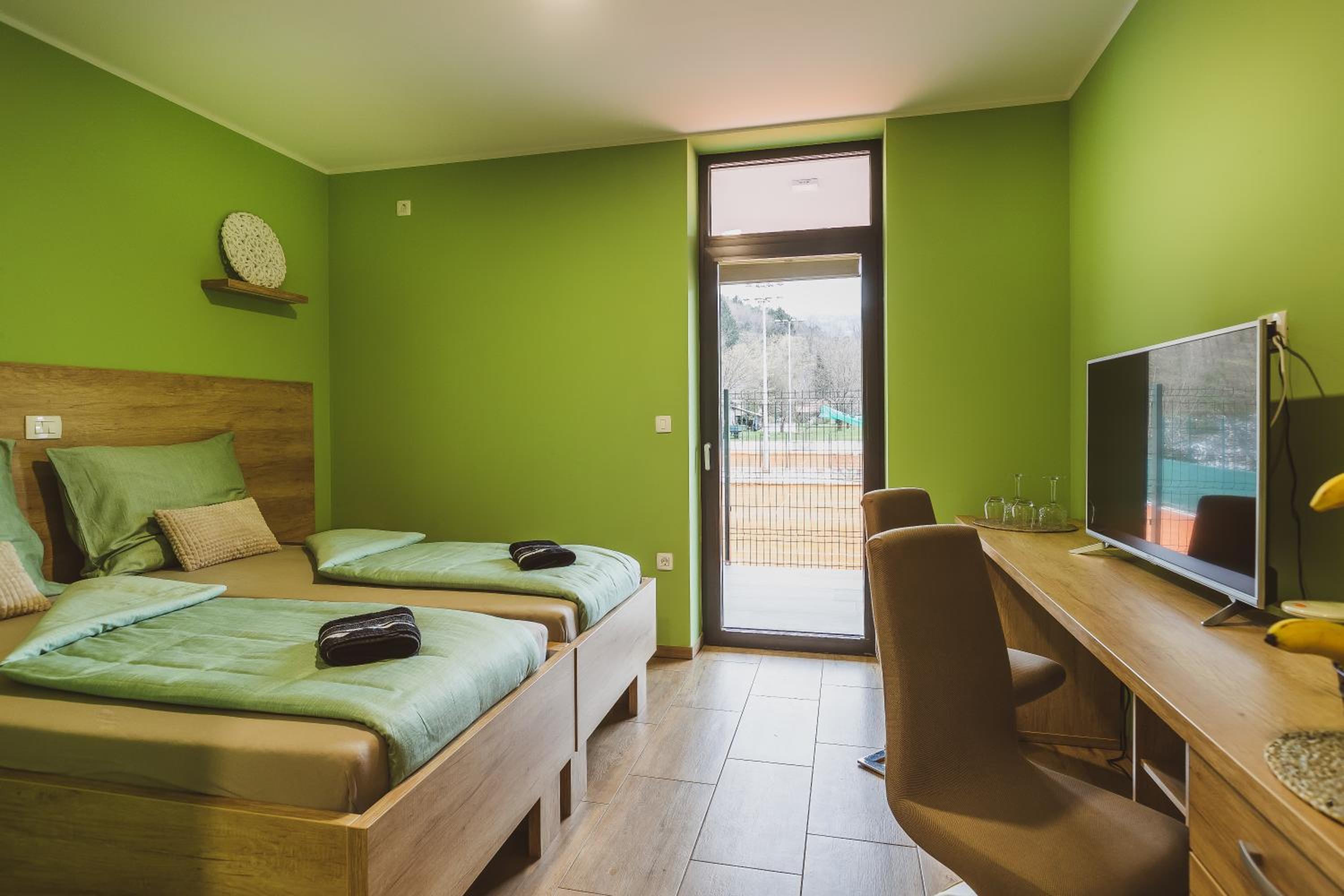 Double Room - Photo 1