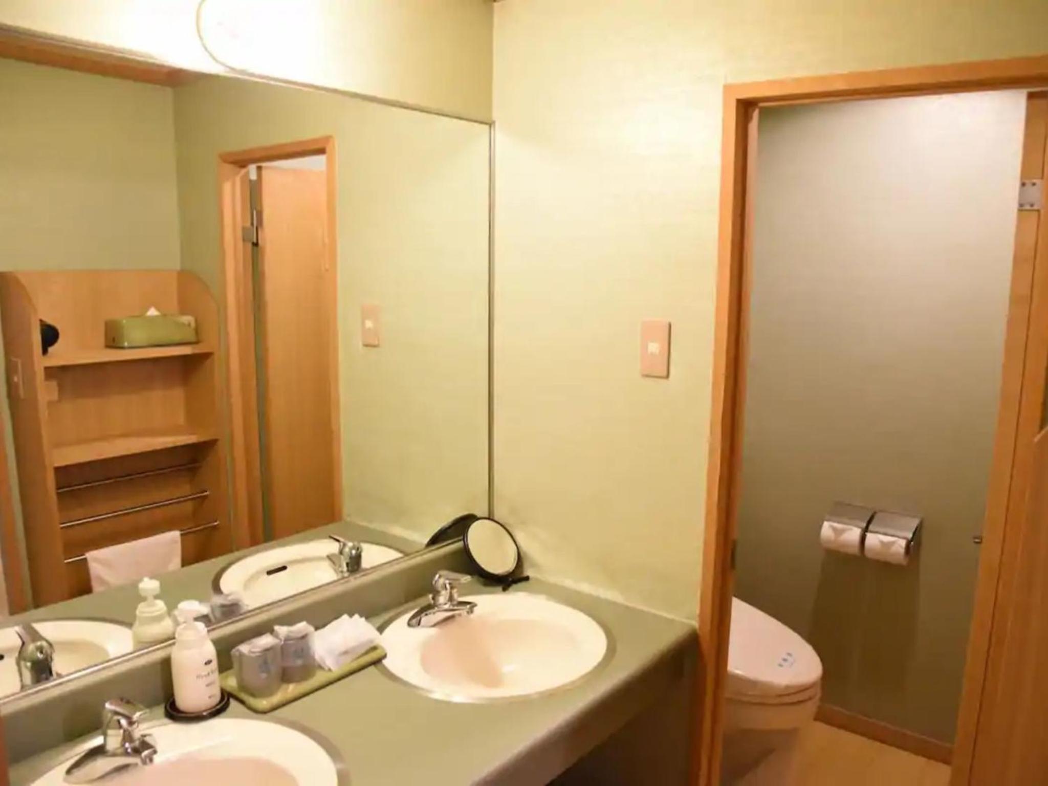 Japanese-Style Deluxe Connected Room - Non-Smoking photo 2