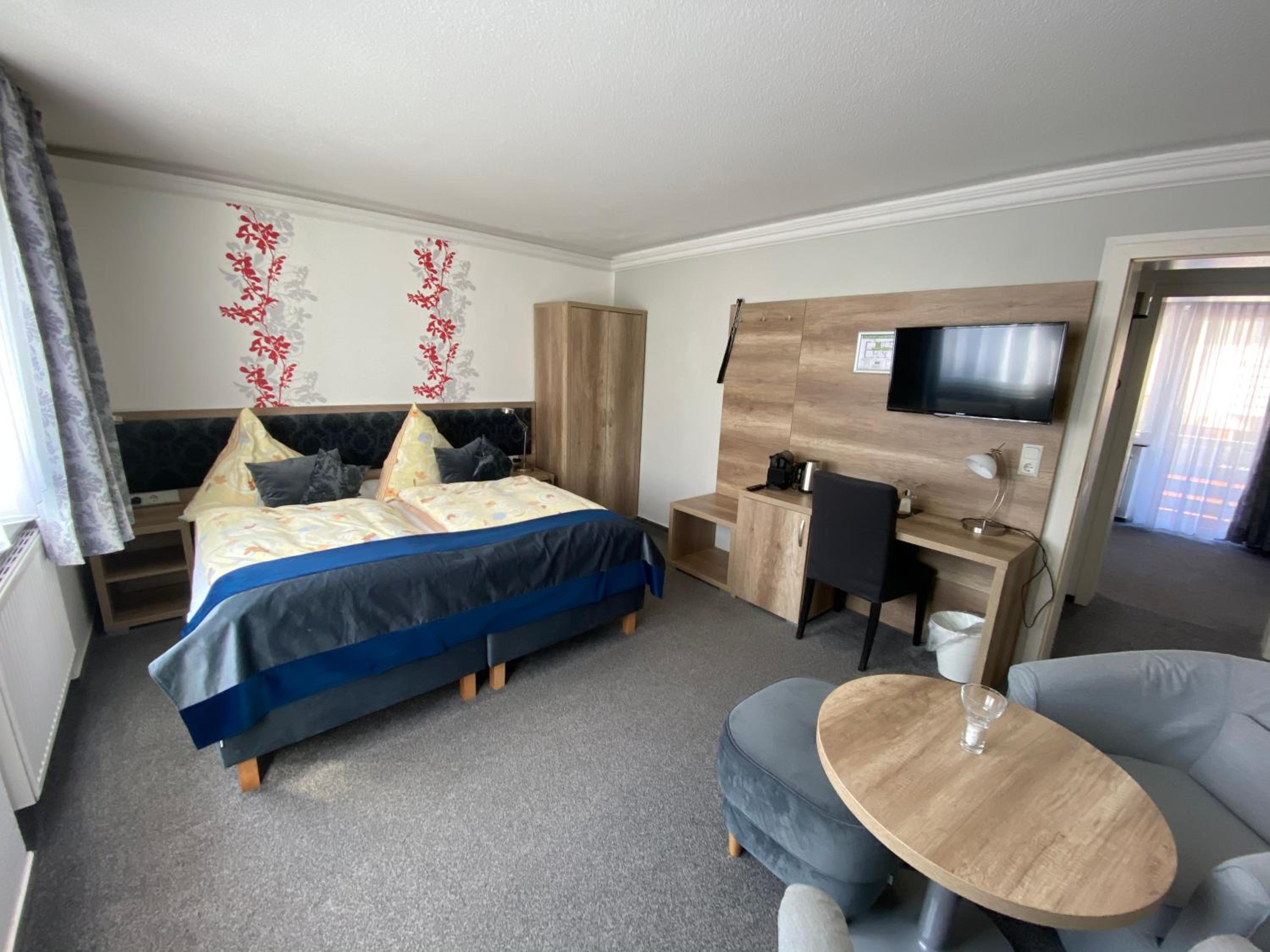 Double Room with Balcony and Sea View