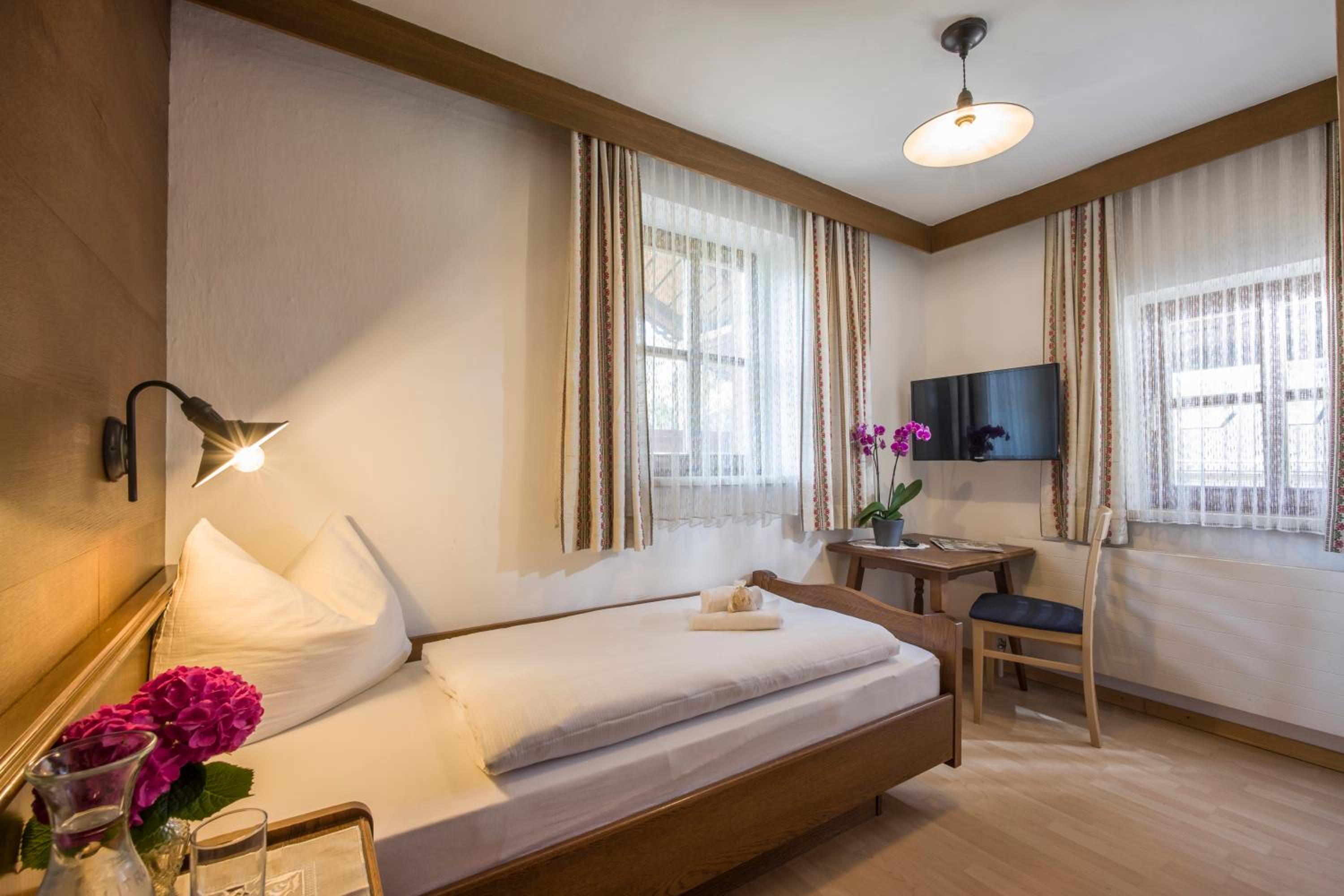 Single Room photo 1