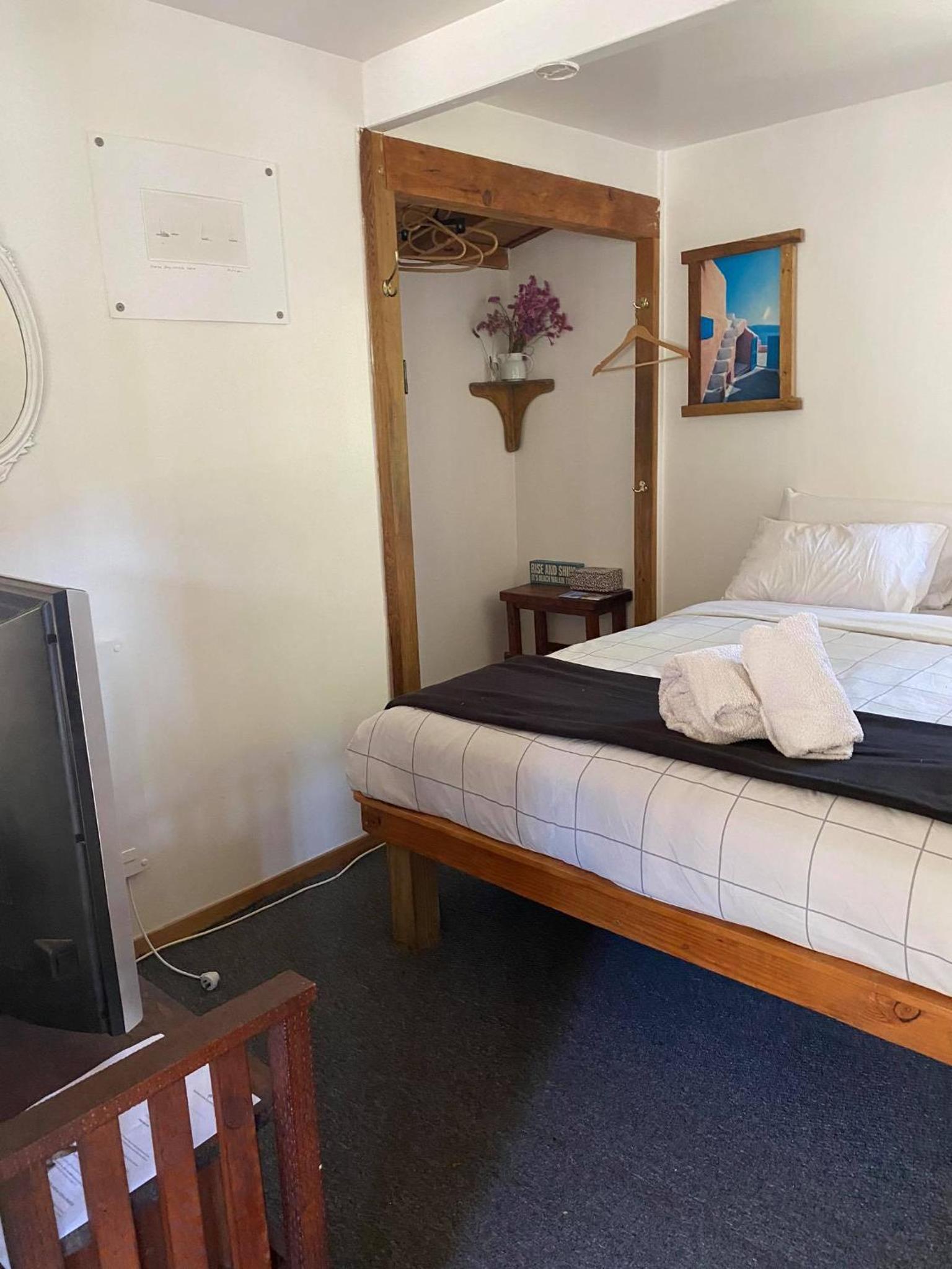 Deluxe Queen Room - 'Aroha' - Photo 6