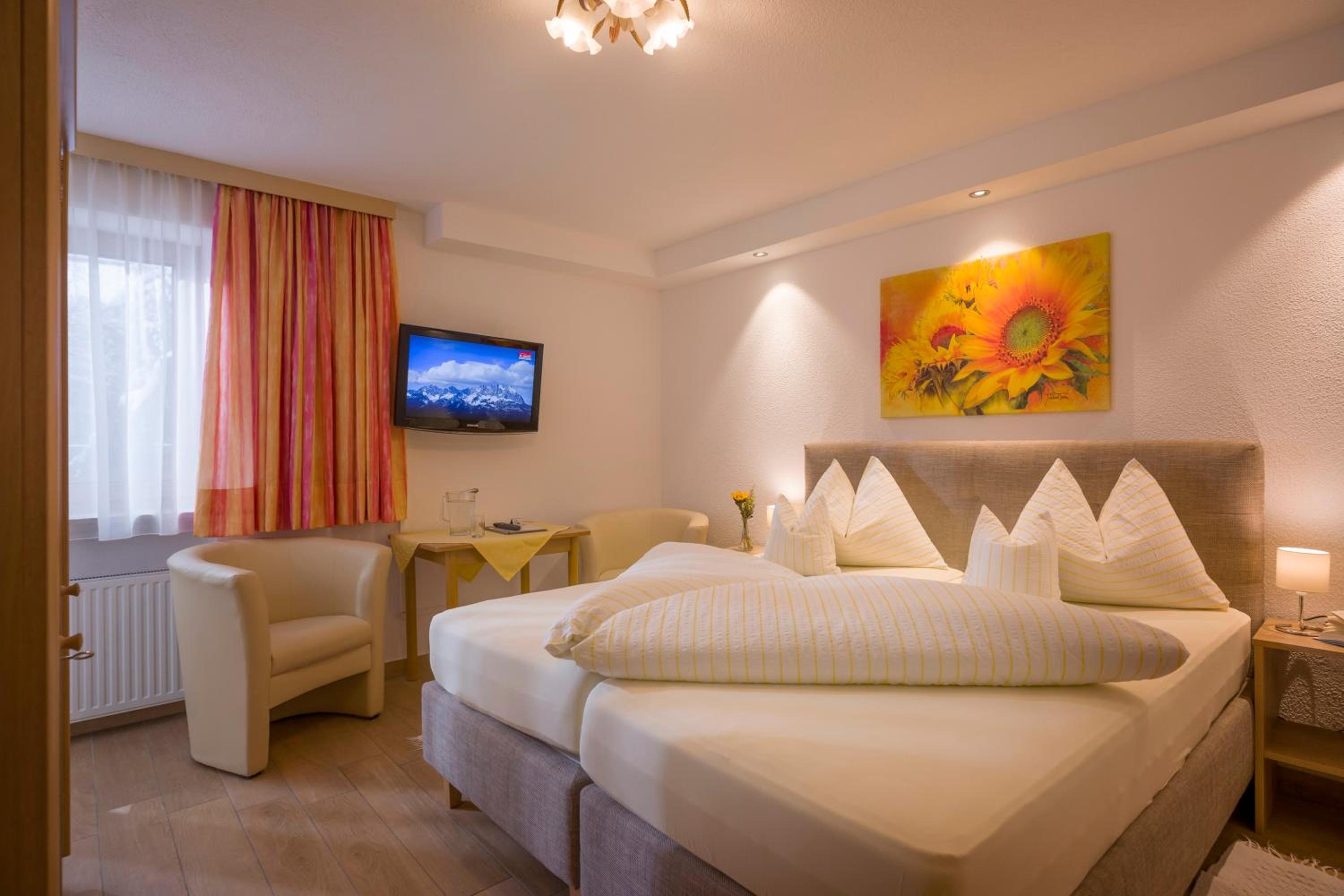 Double Room with Balcony photo 1