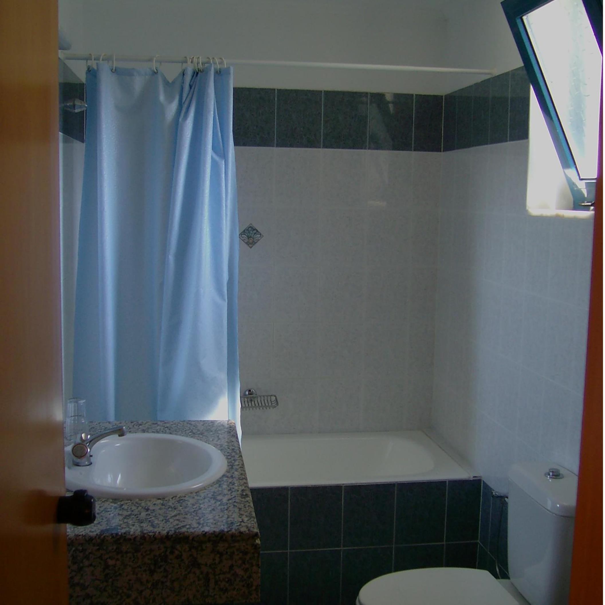 One-Bedroom Apartment - Photo 5