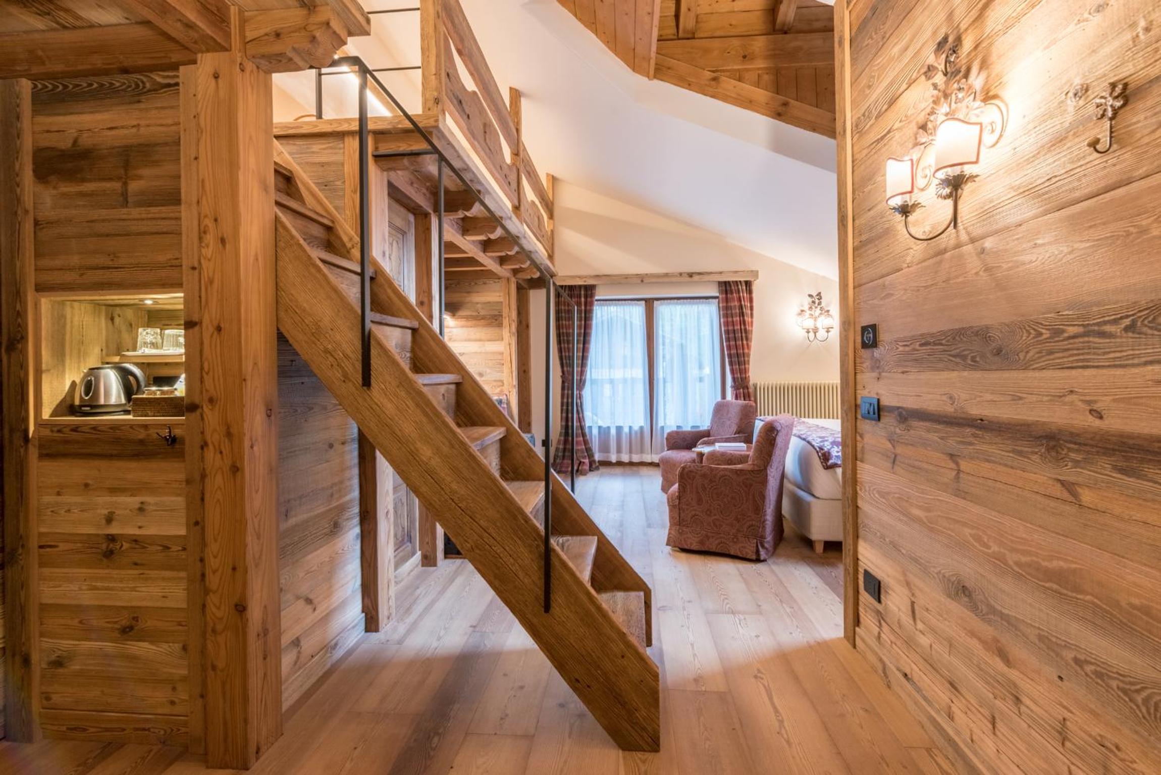 Junior Suite with Balcony