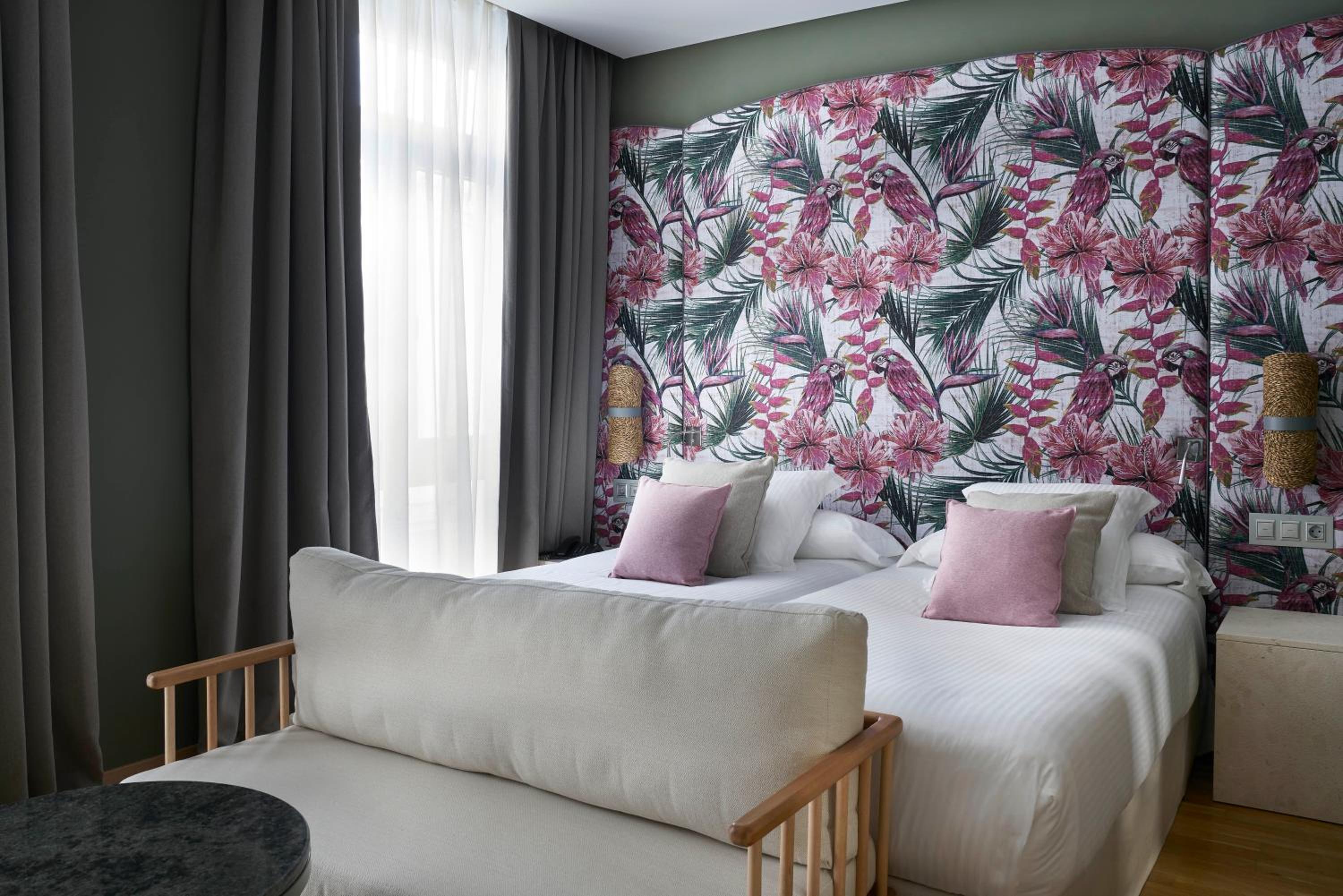 Standard Room - Photo 1