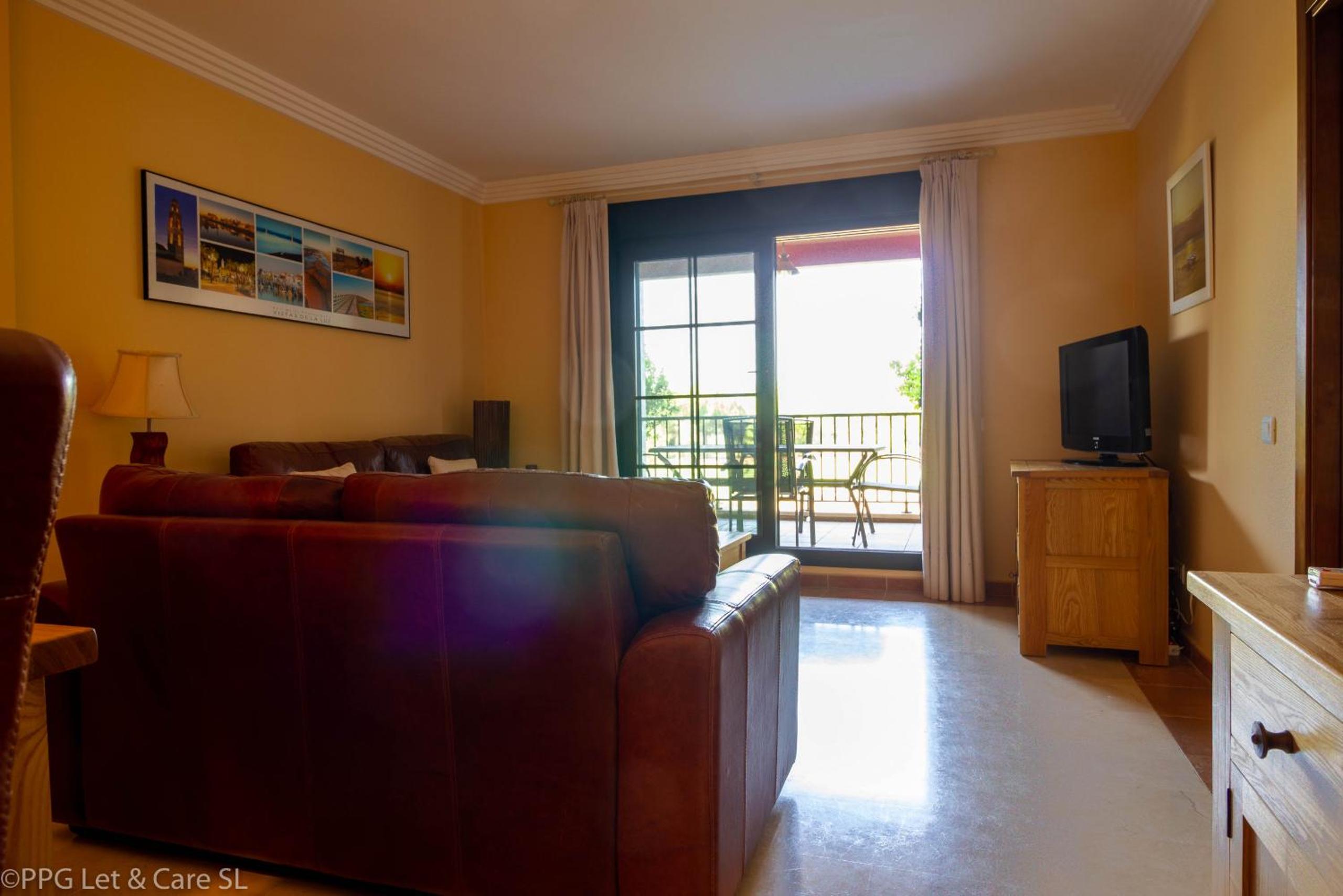 Apartamento con vista al jardín