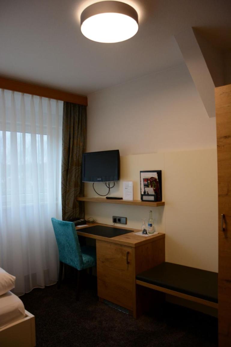 Single Room photo 1