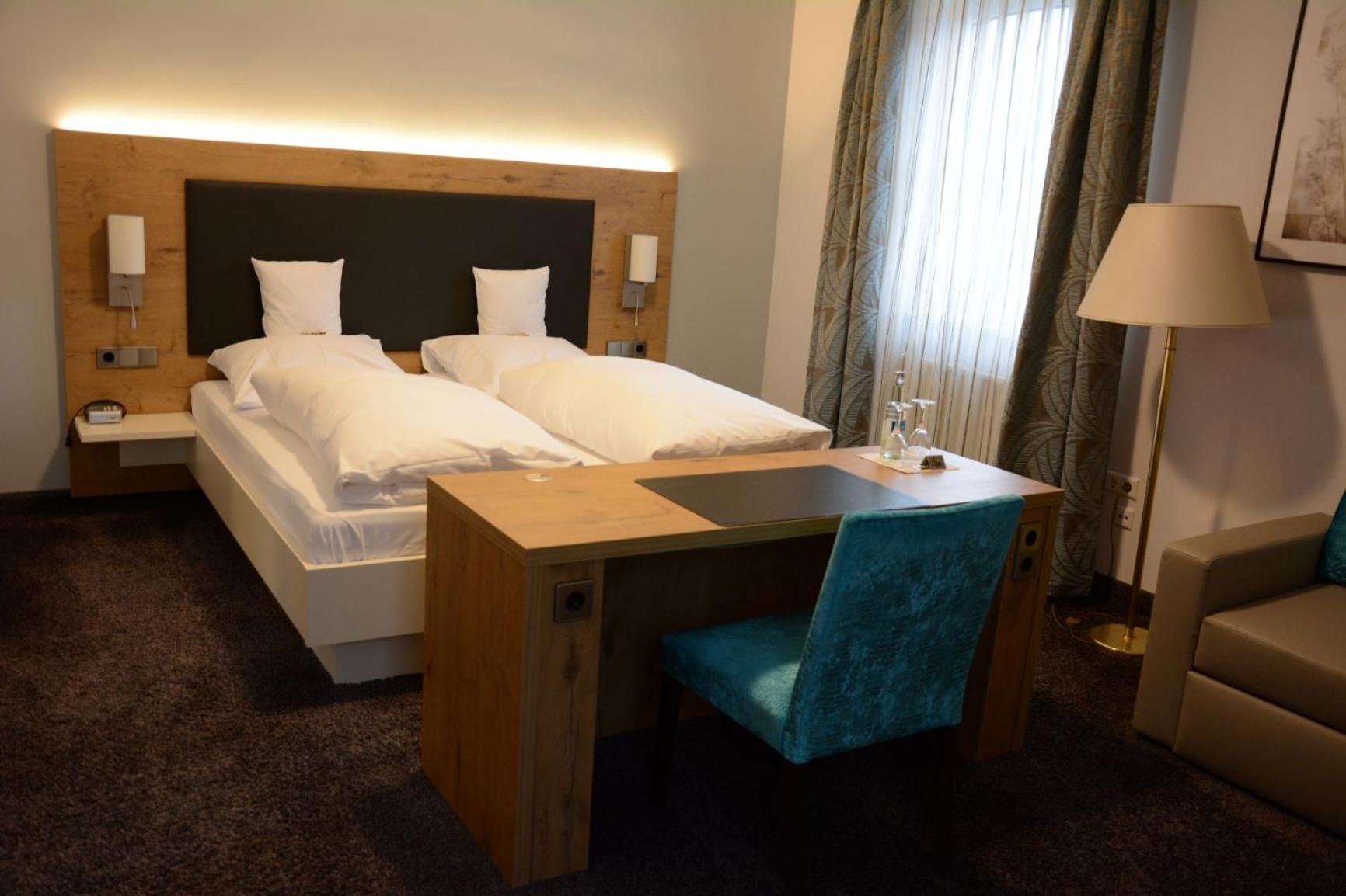 Double Room - Photo 6