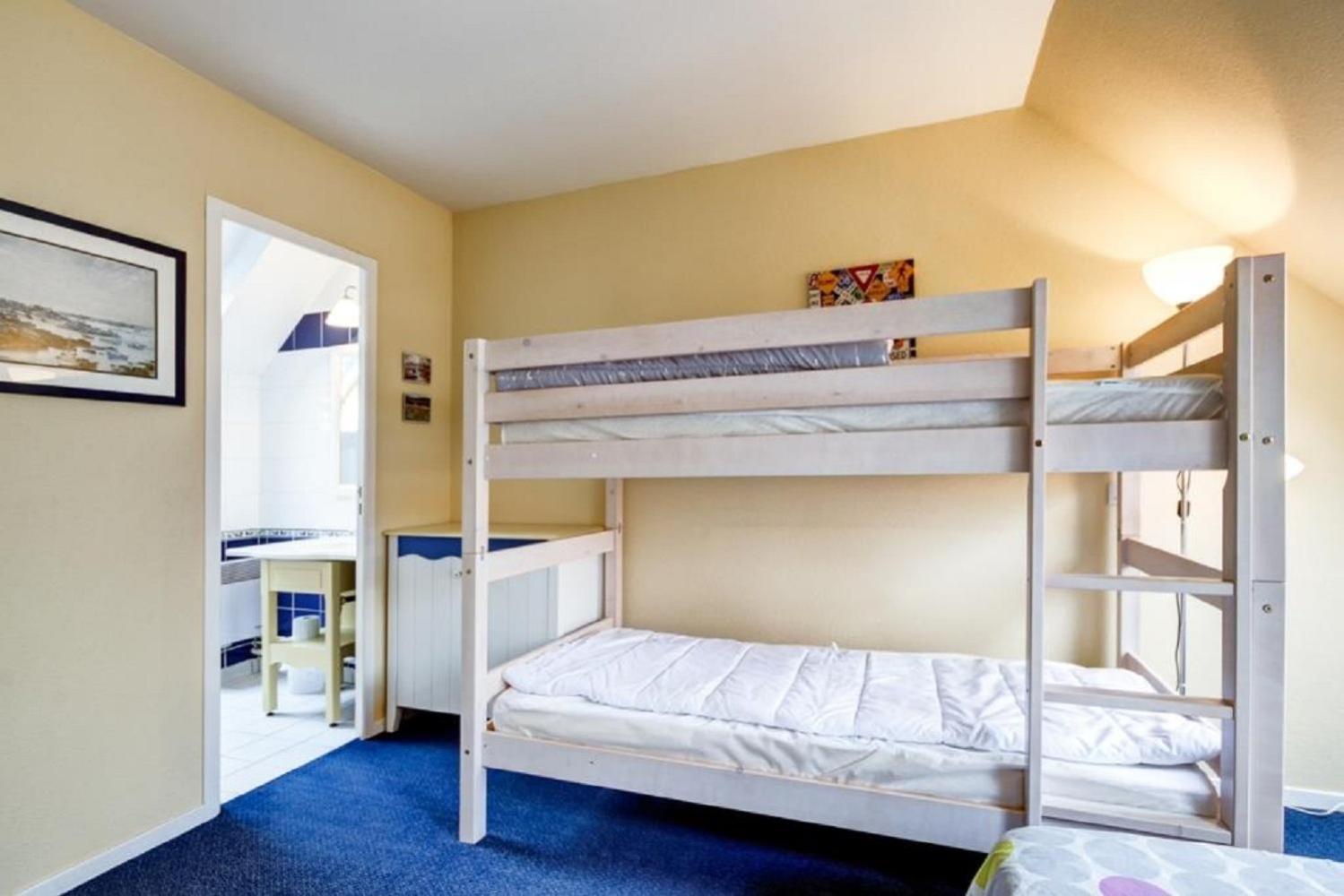 Select One-Bedroom Apartment (6 People) photo 2
