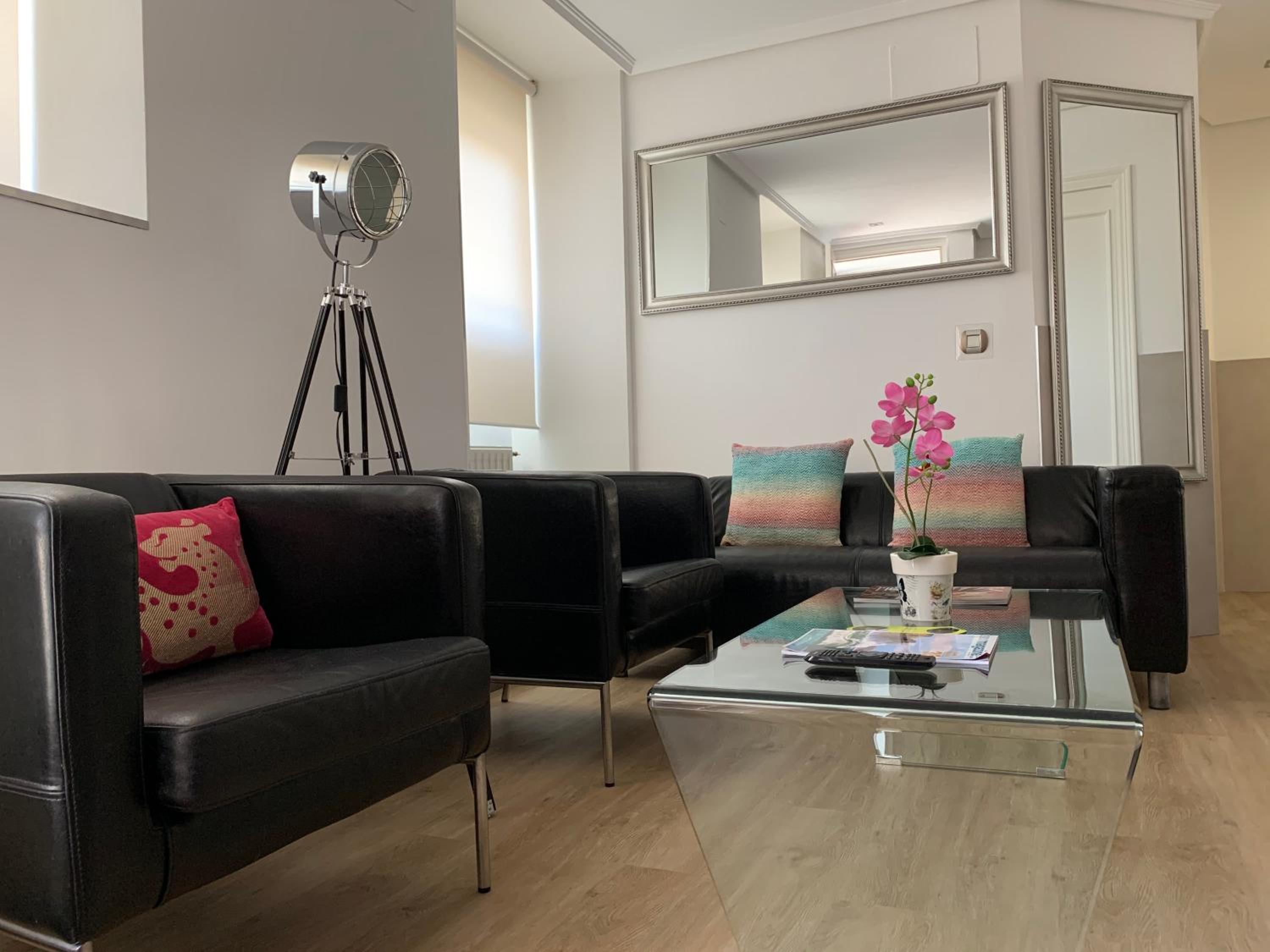 Two-Bedroom Apartment - Photo 1