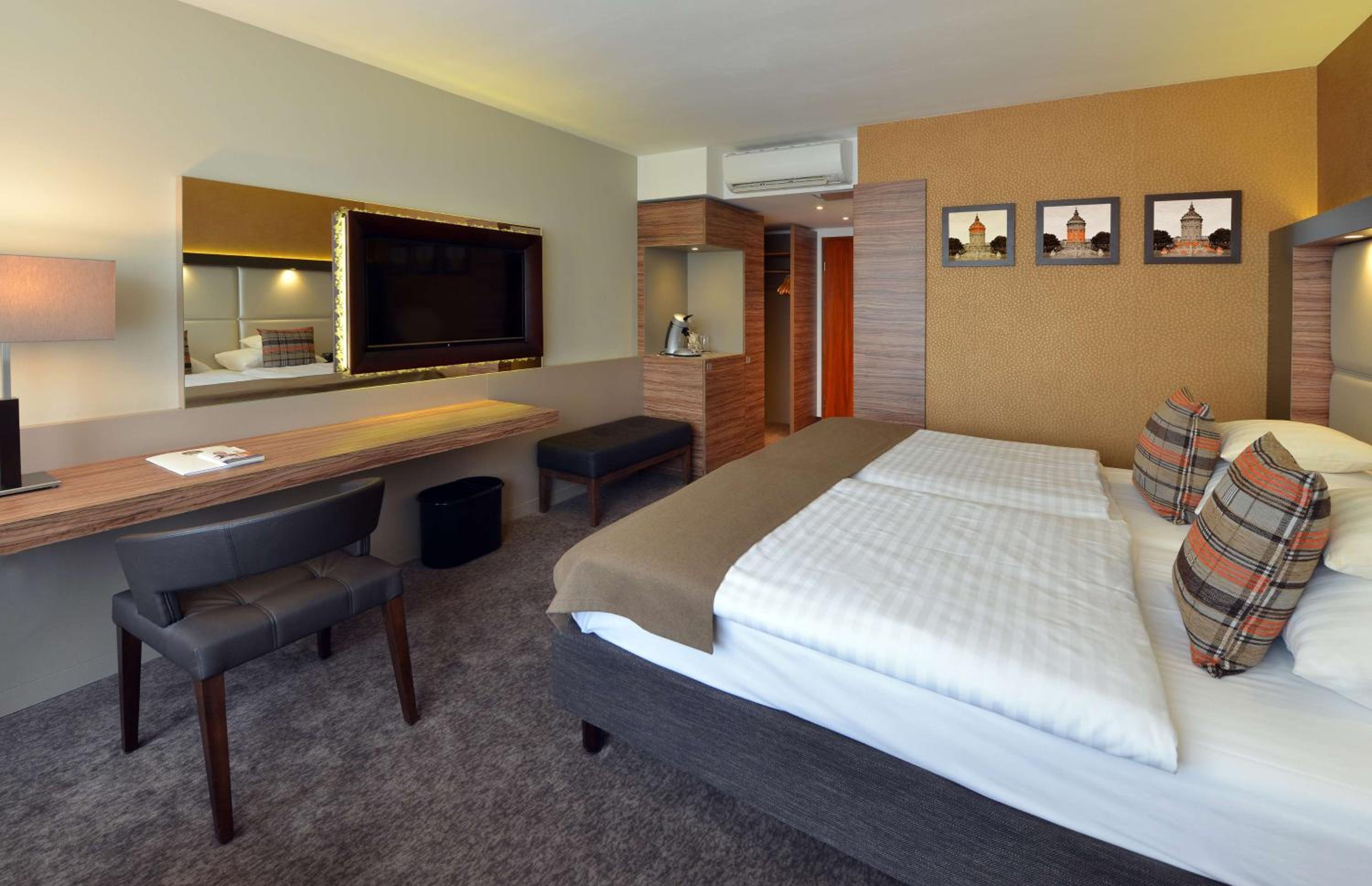 Business Twin Room photo 2