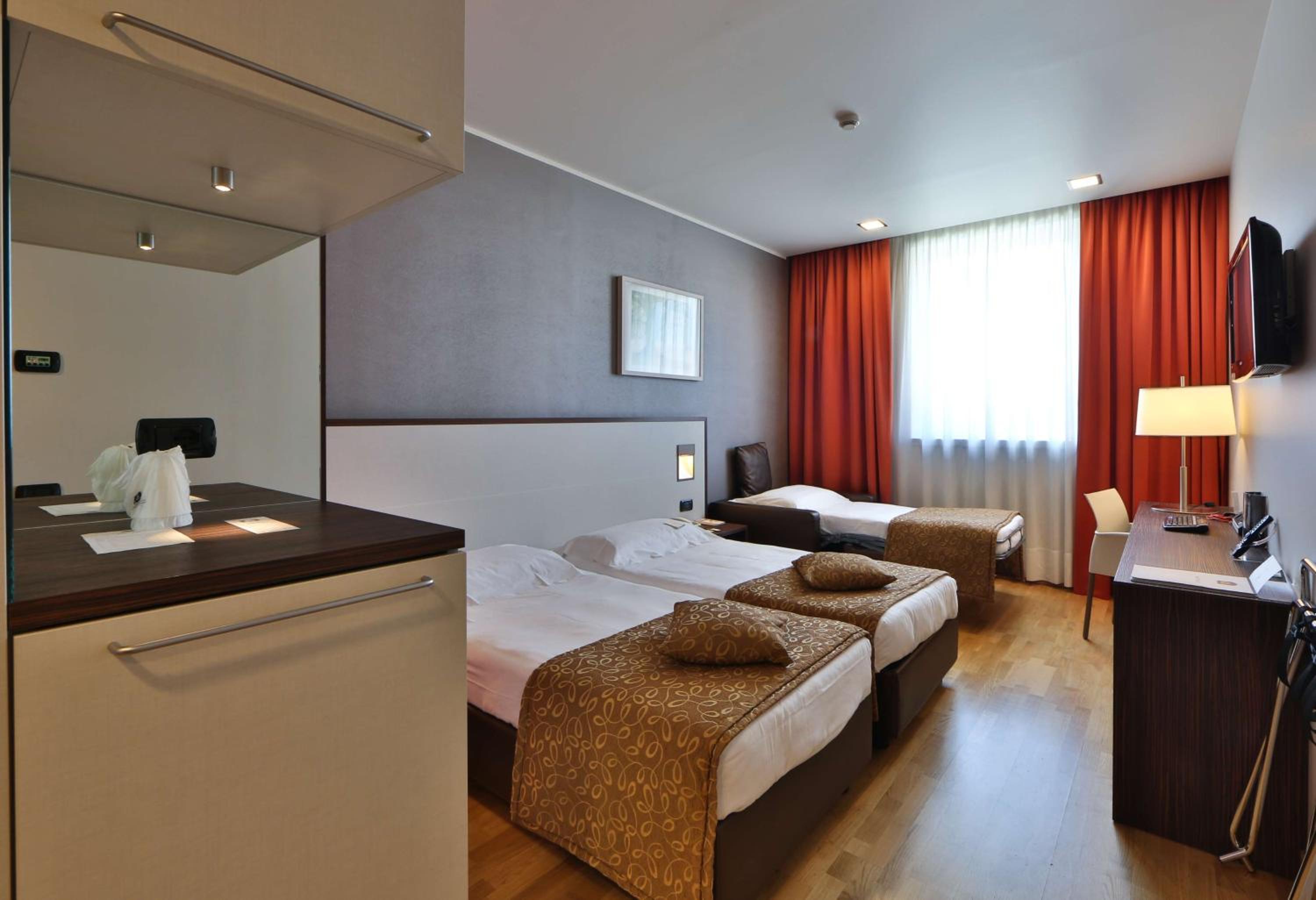 Comfort Twin Room - Photo 4