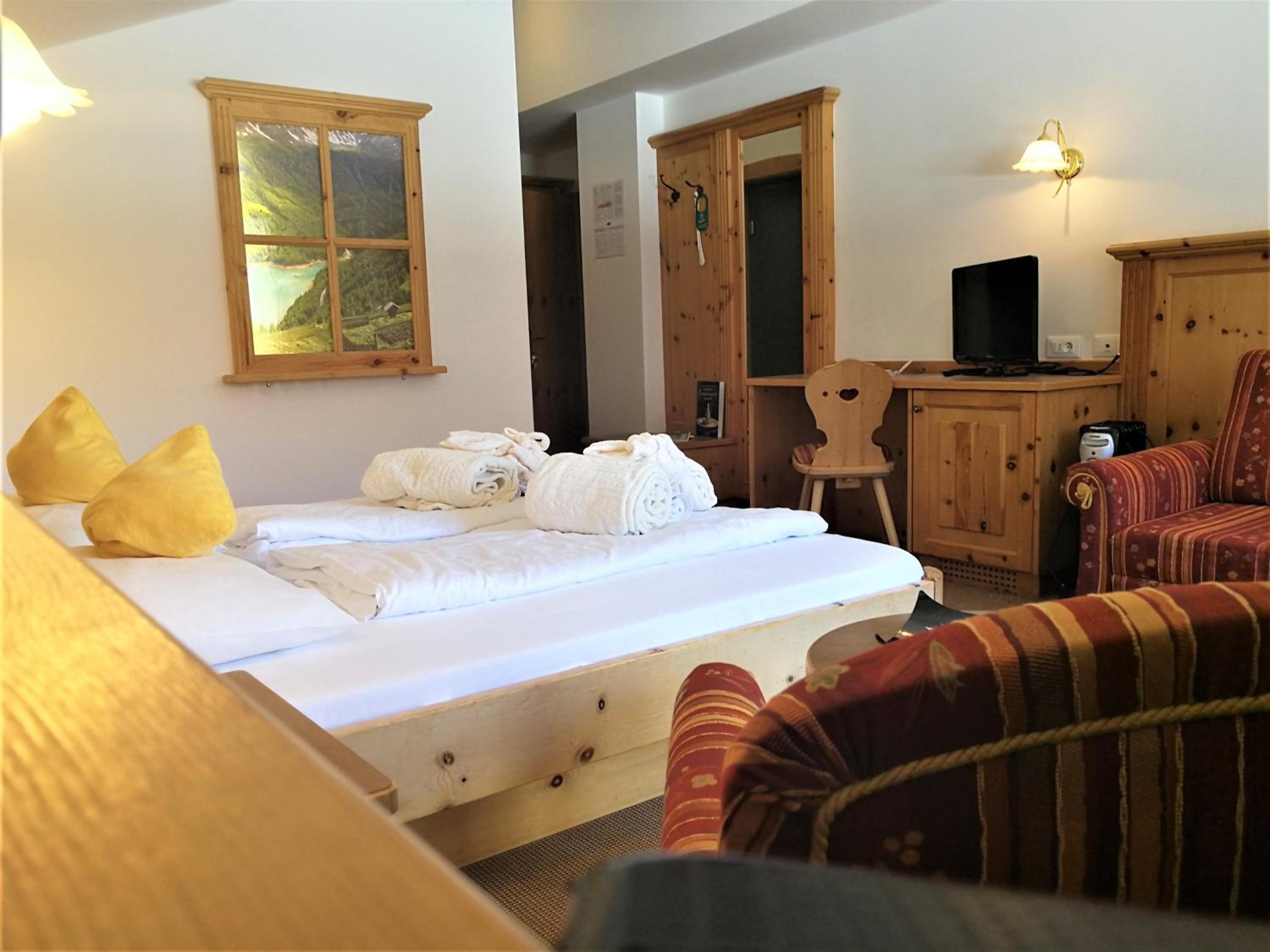 Junior Suite with Ocean View - Photo 10