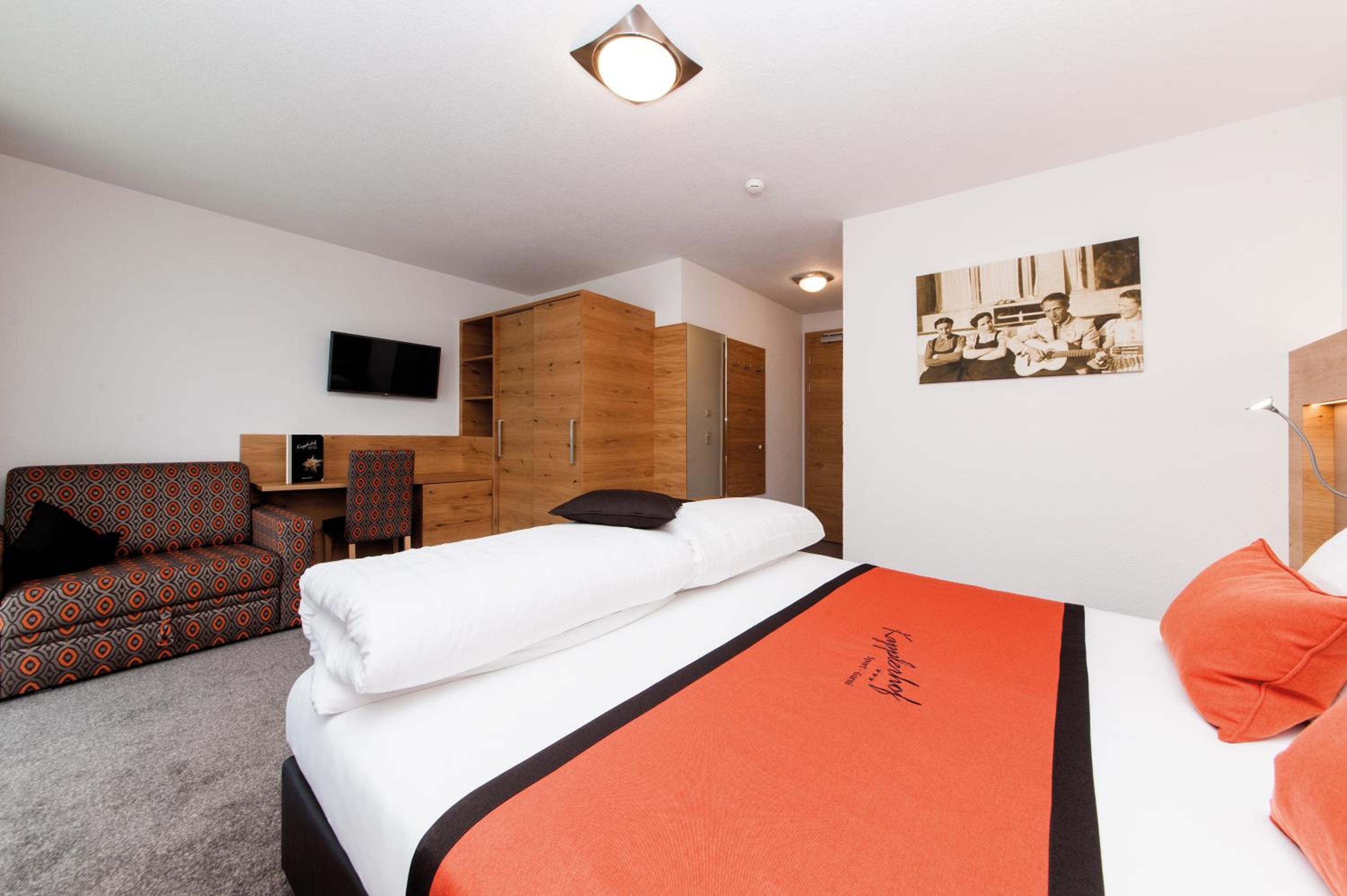 Comfort Triple Room