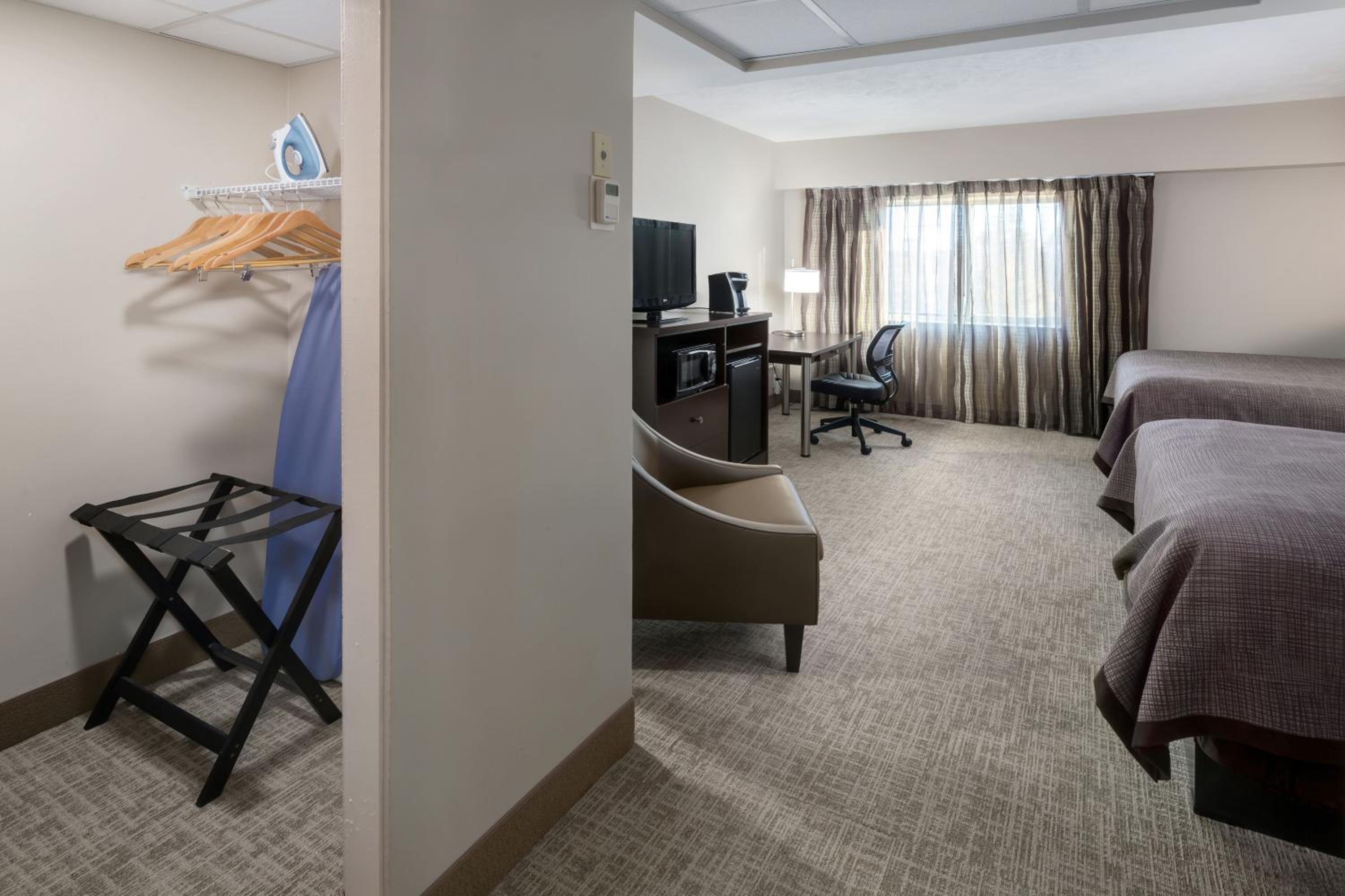 Double Room - West Wing - Photo 4