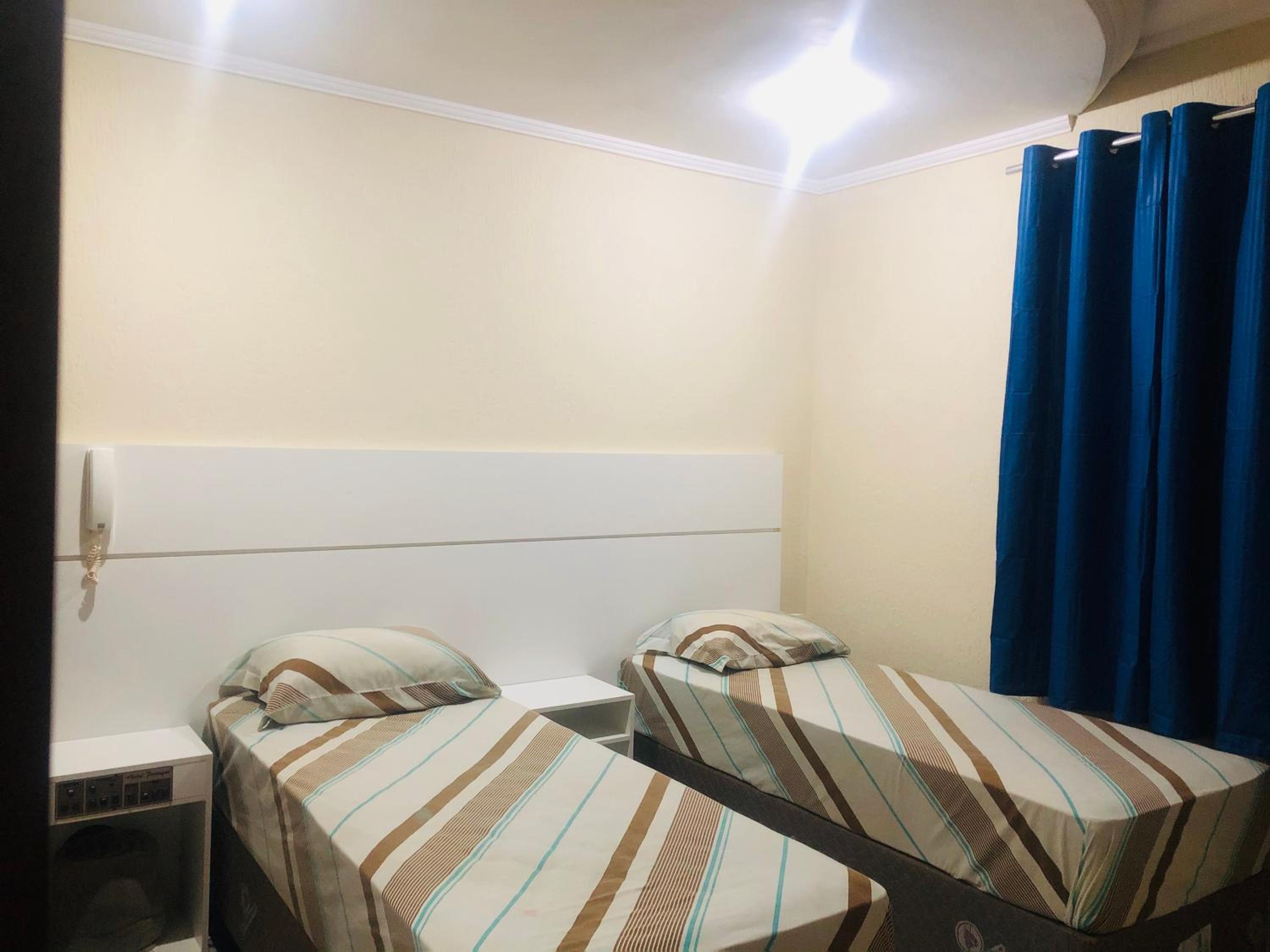 Standard Twin Room photo 2