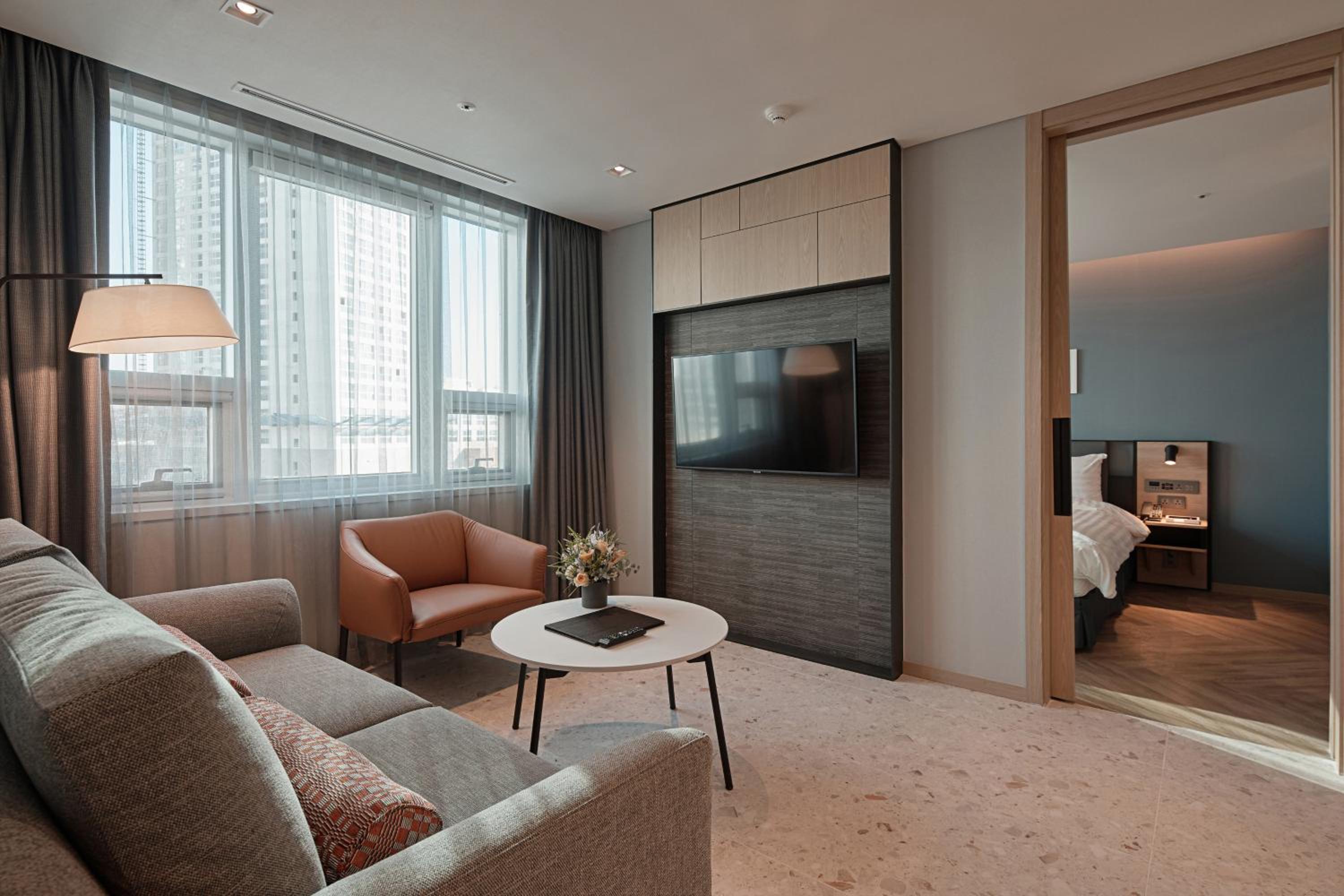 WEST Tower Familie Suite