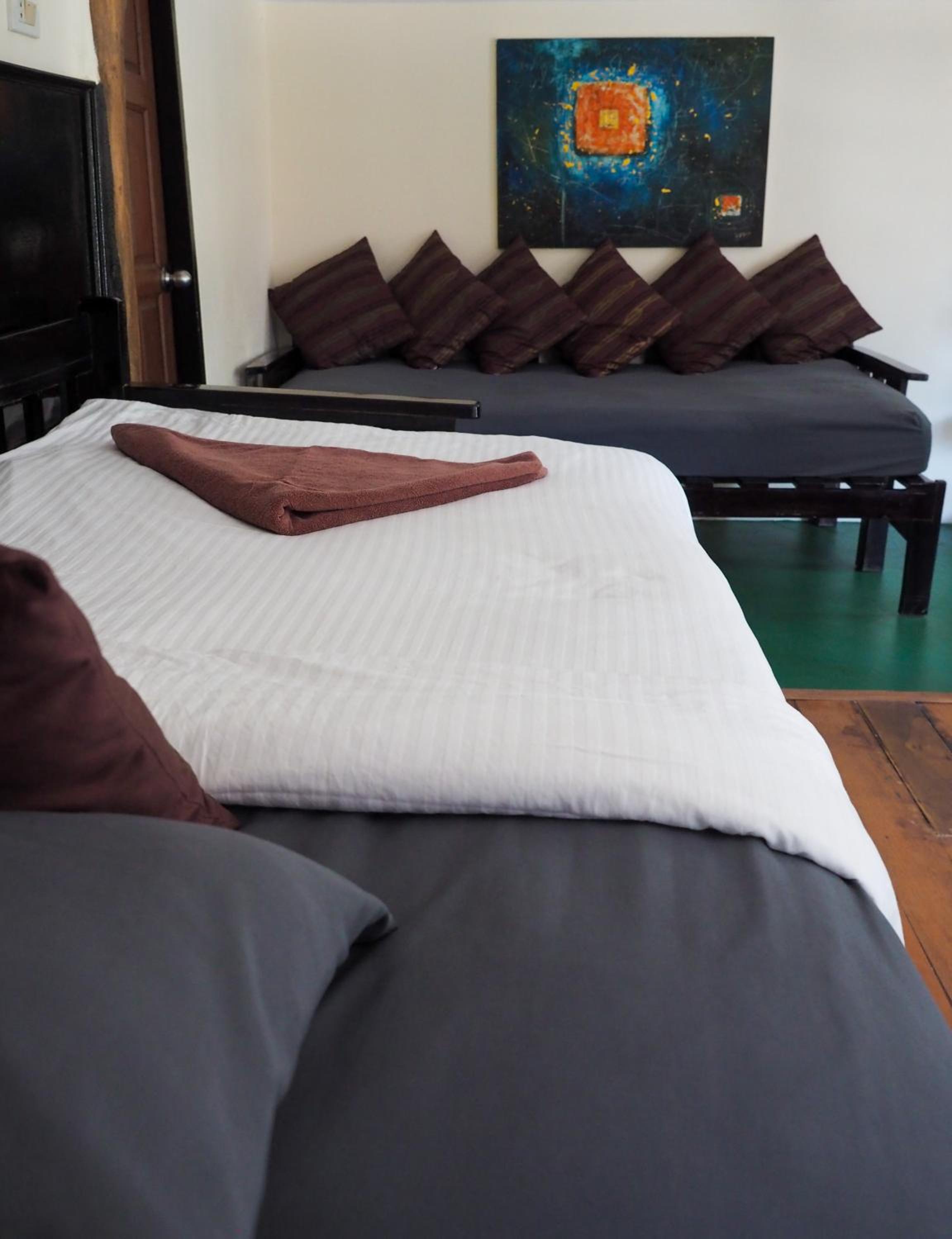 Deluxe Family Room photo 3