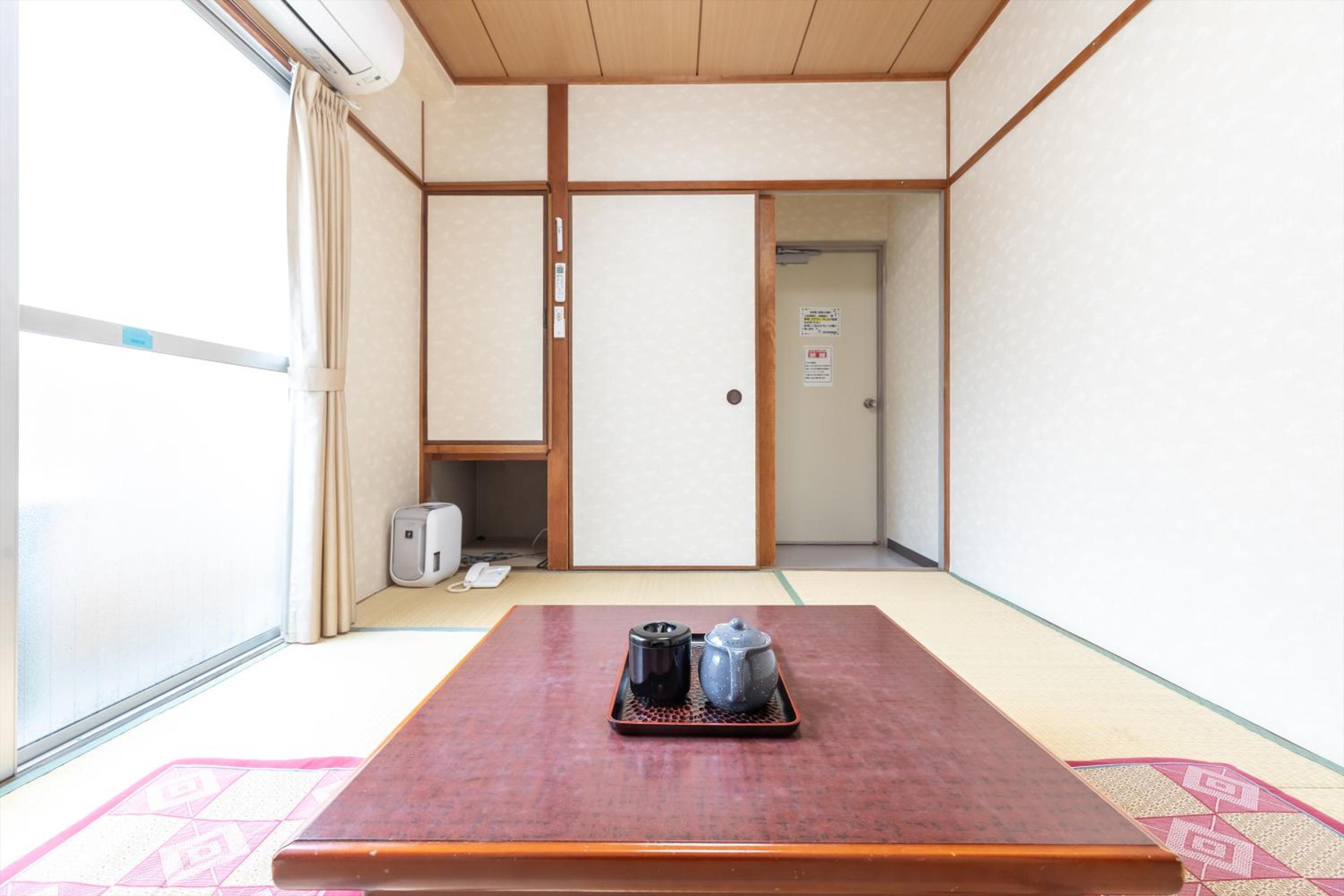 Triple Room with Shared Bathroom photo 2